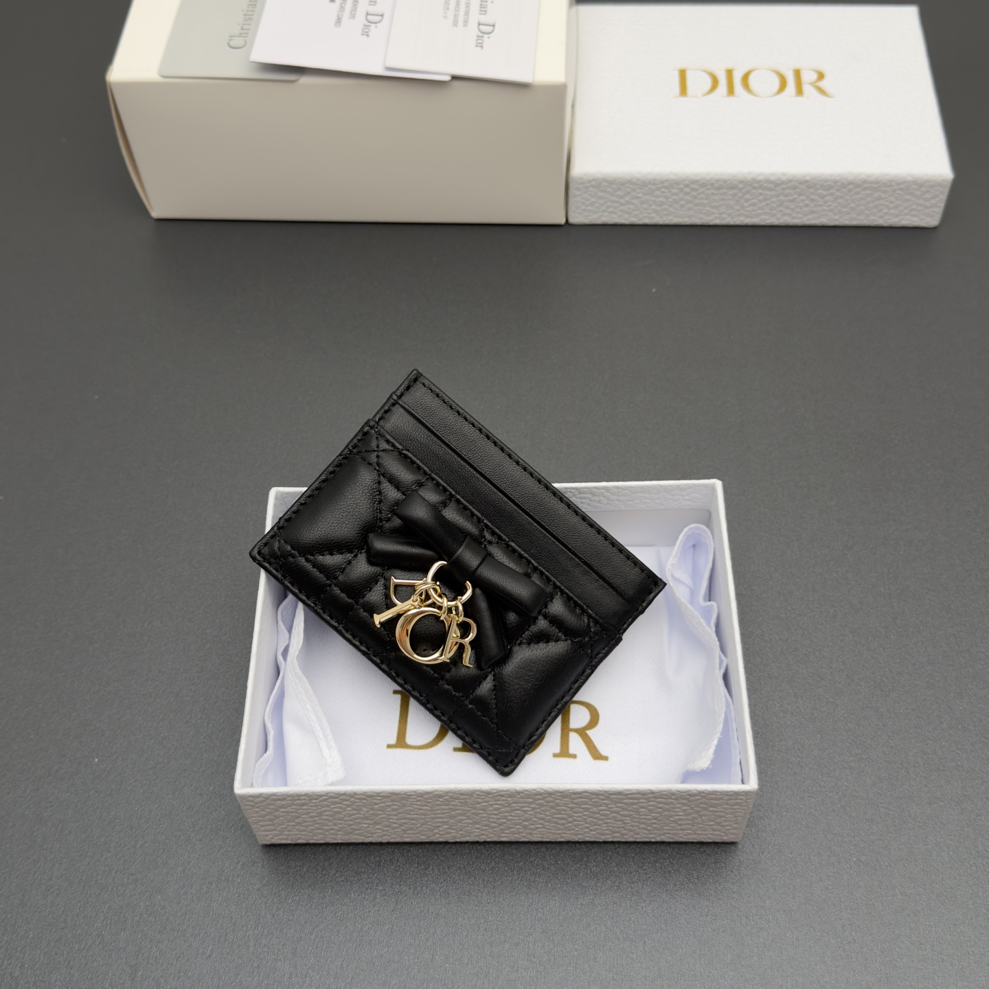 [Dior] 디올 Lady Freesia 레이디 프리지아 까나쥬 램스킨 카드 홀더 지갑