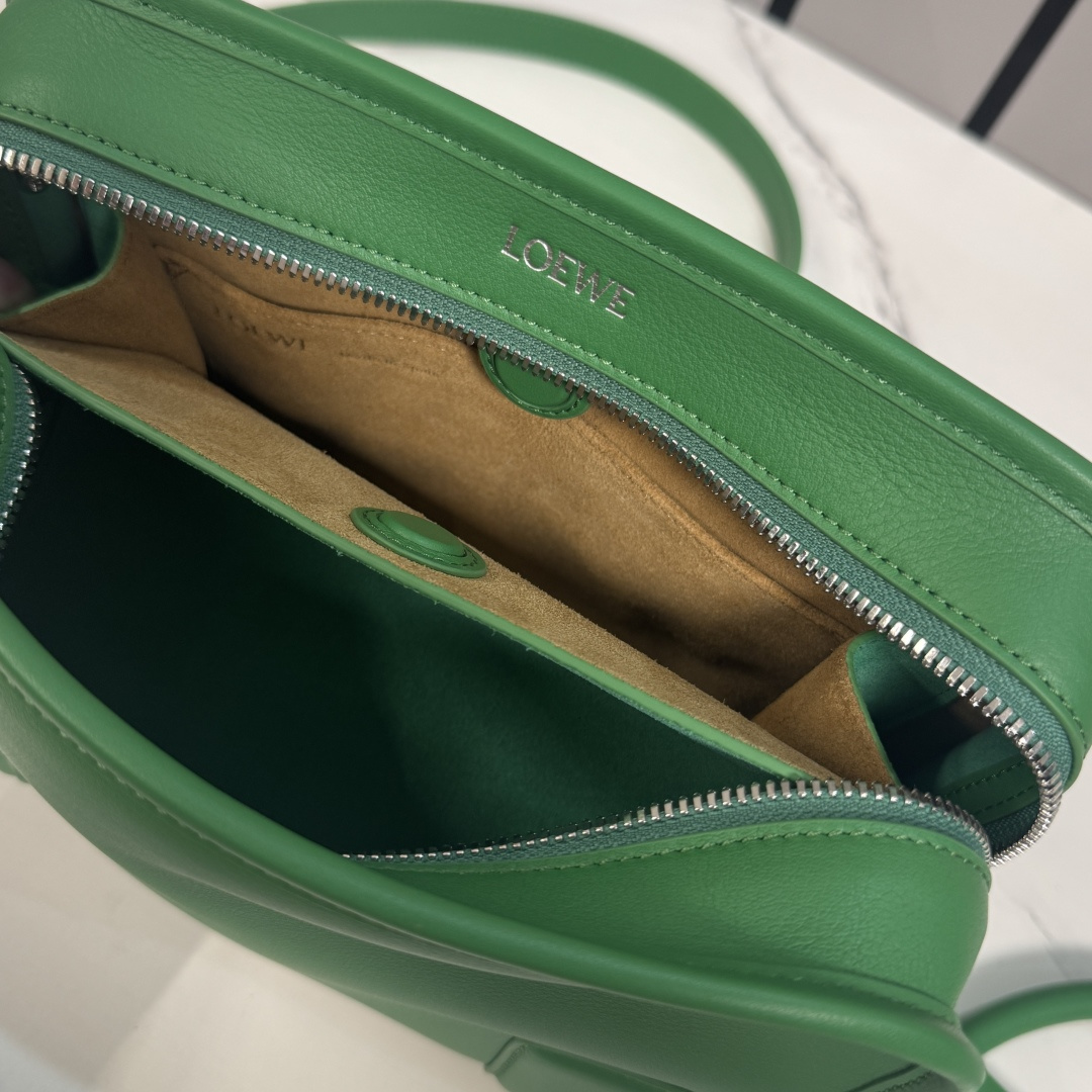 [Loewe] 로에베 Amazona 아마조나 180 소프트 카프스킨 스몰 백 가방
