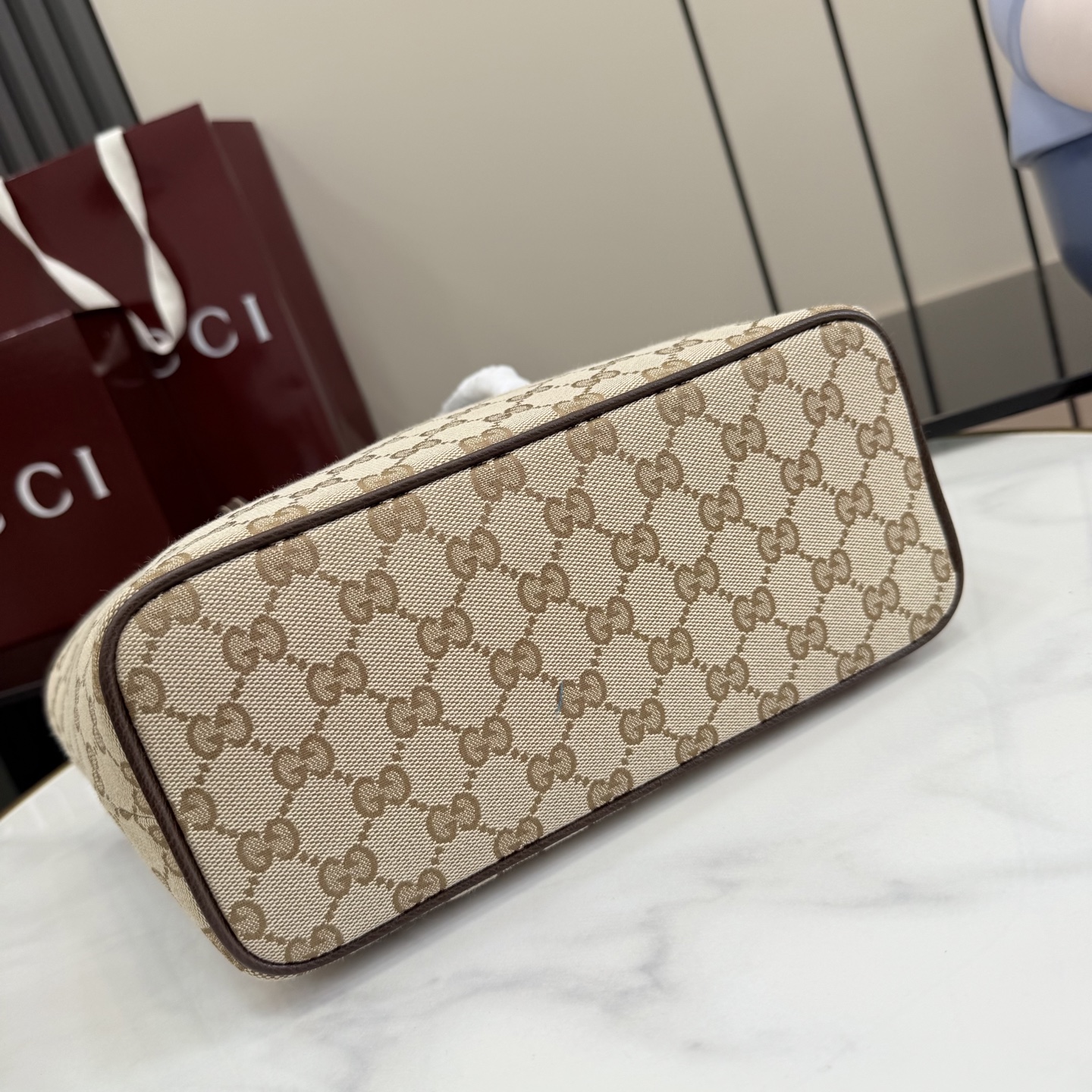 GUCCI 구찌 제너레이션(Generation) GG 캔버스 토트백 - 샌드/브라운 가방