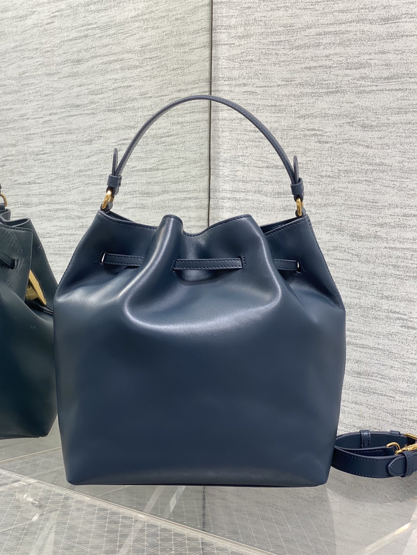 Dior 2027 스프링 디올 버킷백 가방