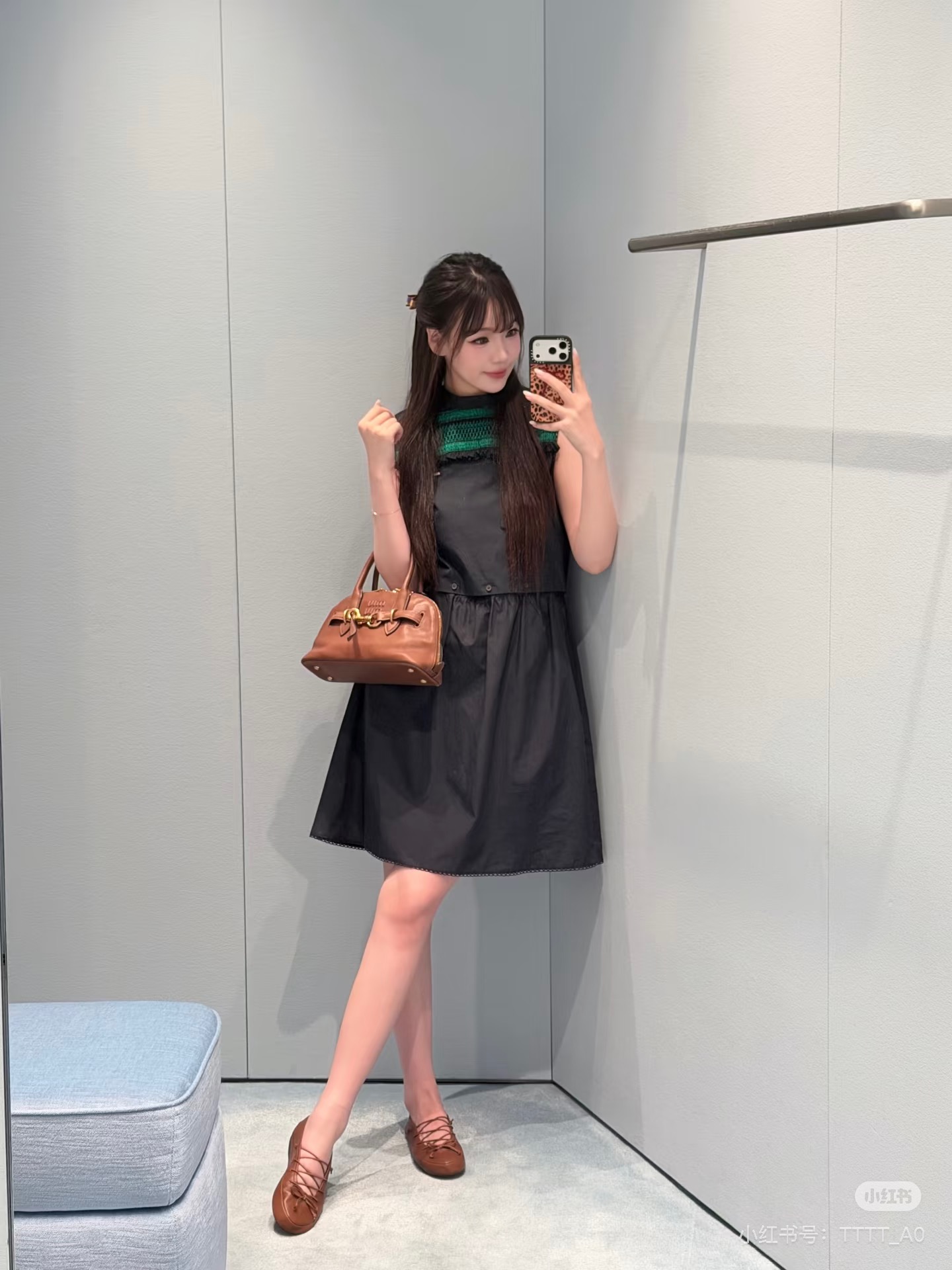 미우미우(MIU MIU) 레이스 자수 슬리브리스 원피스 의류