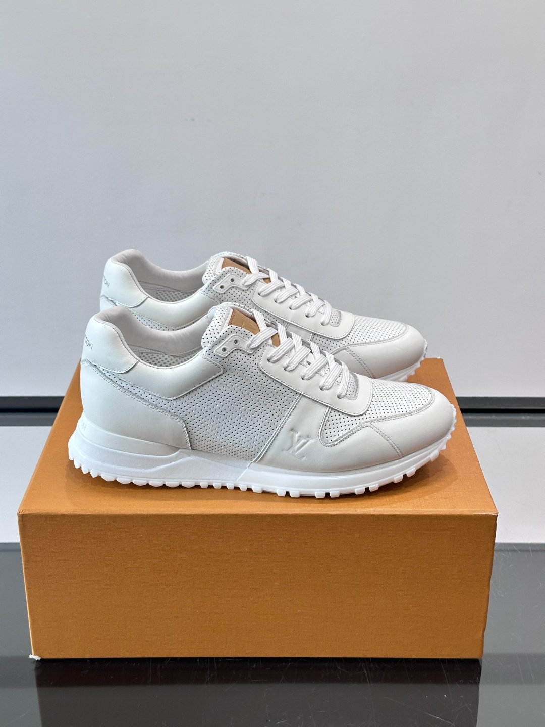 [Louis Vuitton] LV Run Away 루이비통 런 어웨이 맨즈 스니커즈 신발