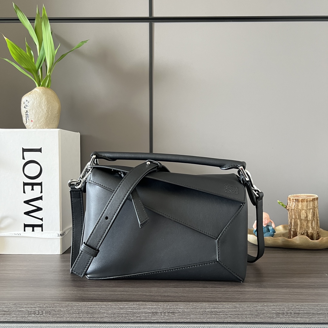 Loewe 로에베 퍼즐 엣지(Puzzle Edge) 스몰 핸드백 가방