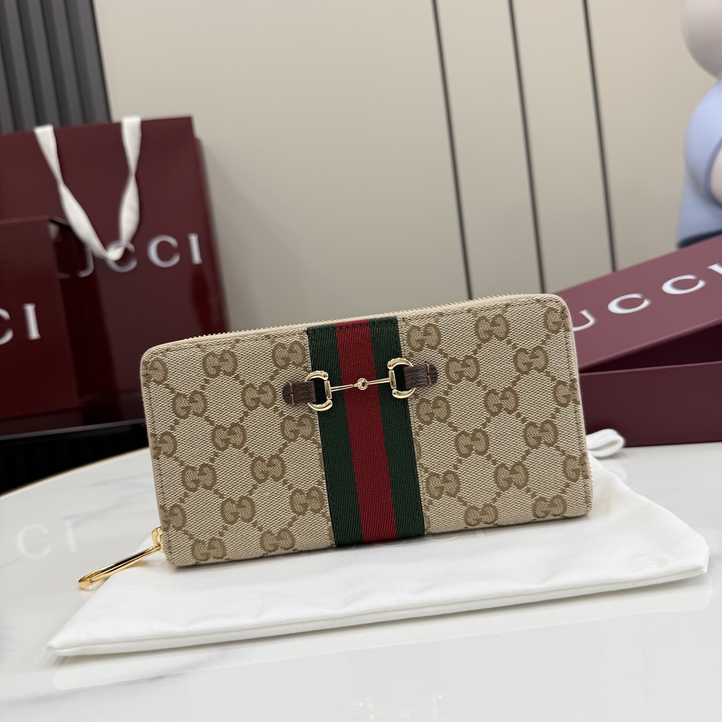[Gucci] 구찌 Generation GG 캔버스 홀스빗 웹 장지갑