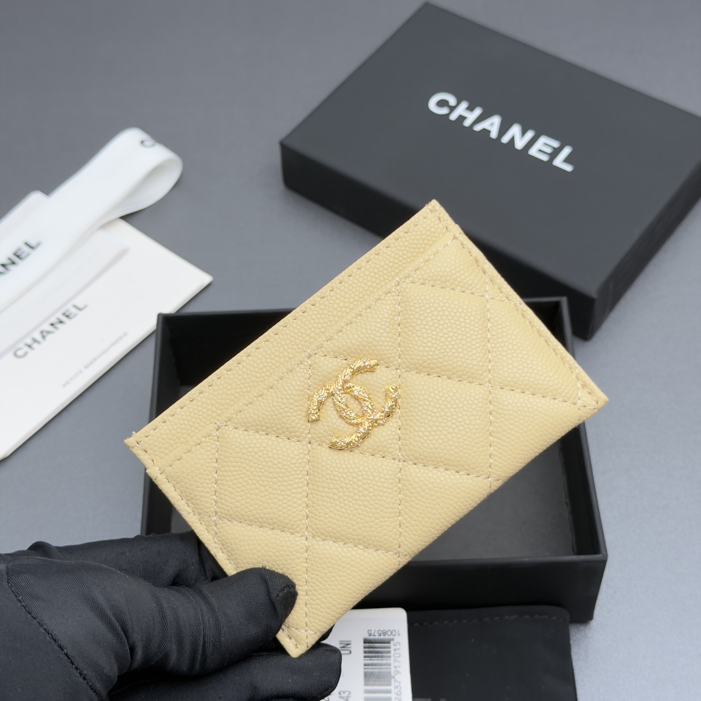 [Chanel] 샤넬 26SS 캐비어 멀티 젬스톤 슬림 카드 홀더 지갑