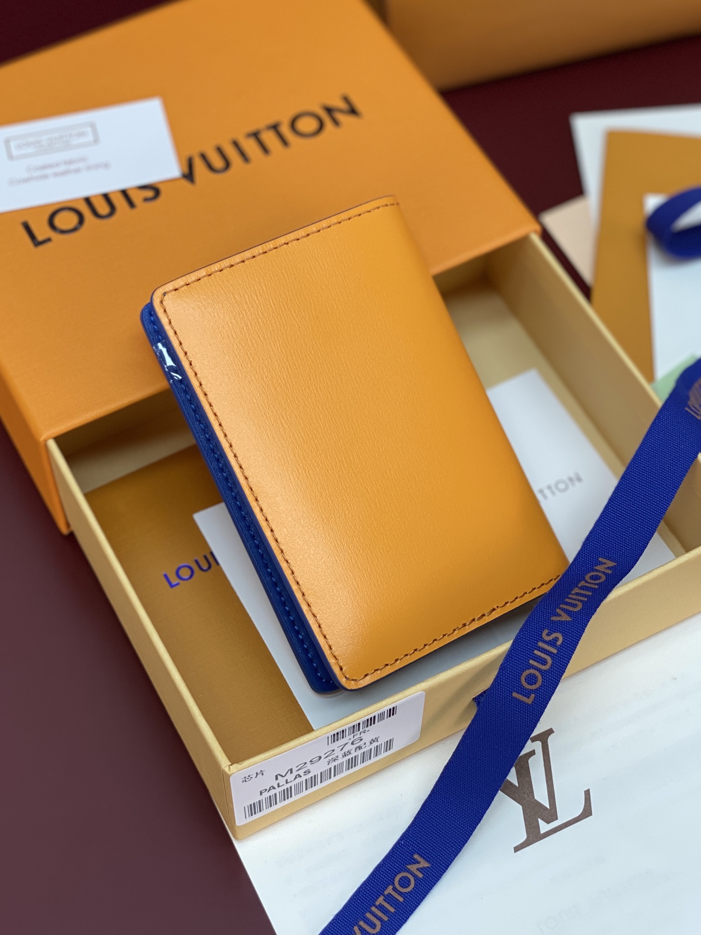 [Louis Vuitton] LV 루이비통 쇼퍼백 모티브 포켓 월렛 지갑