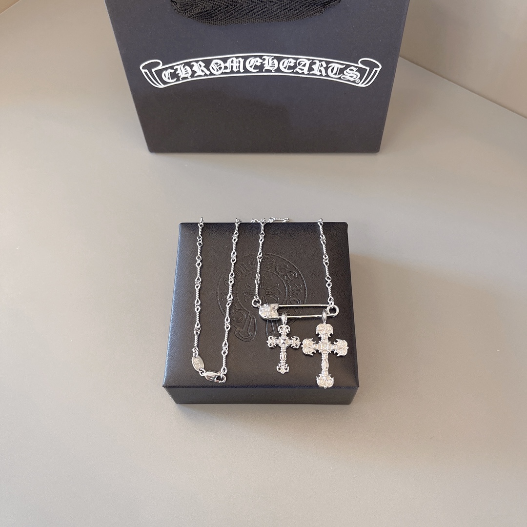 크롬하츠(CHROME HEARTS) 크로스 펜던트 체인 목걸이 악세사리