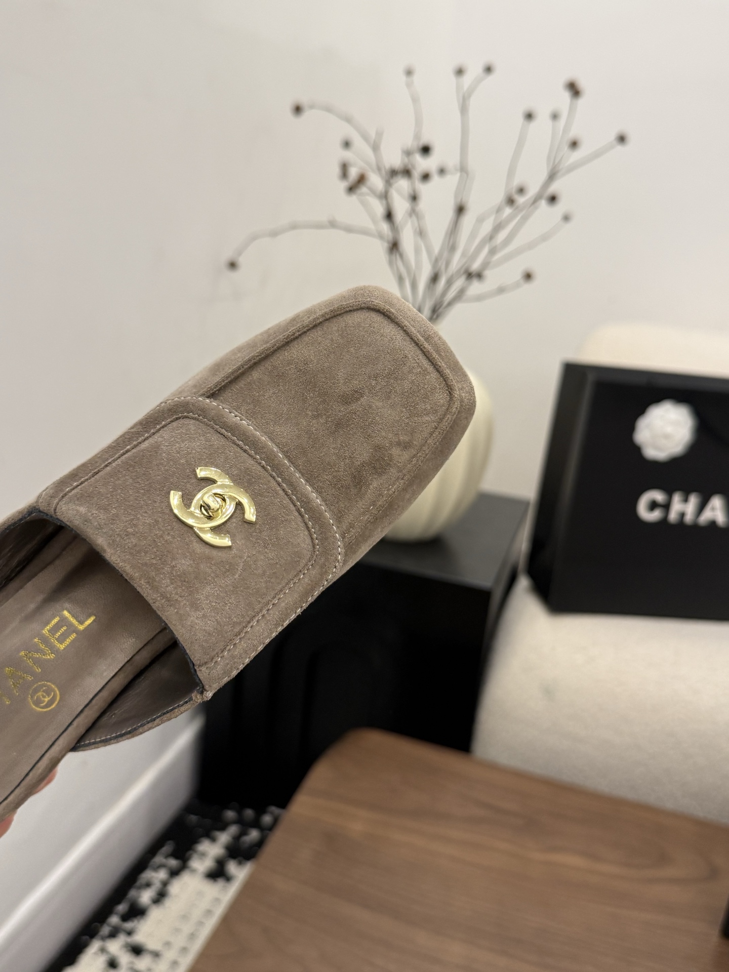 샤넬(CHANEL) 스퀘어토 미들굽 슬리퍼 신발