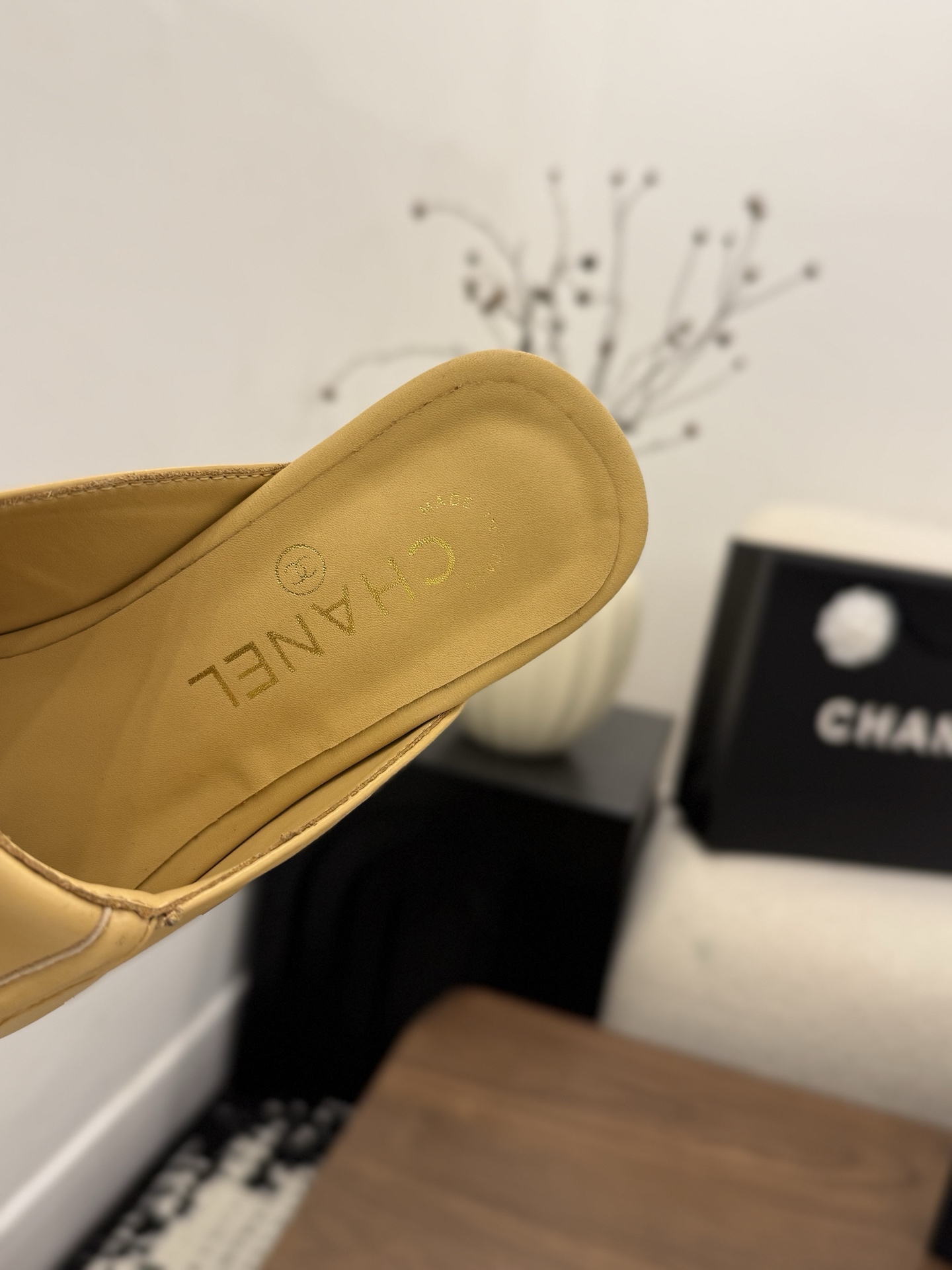 샤넬(CHANEL) 스퀘어토 미들굽 슬리퍼 신발