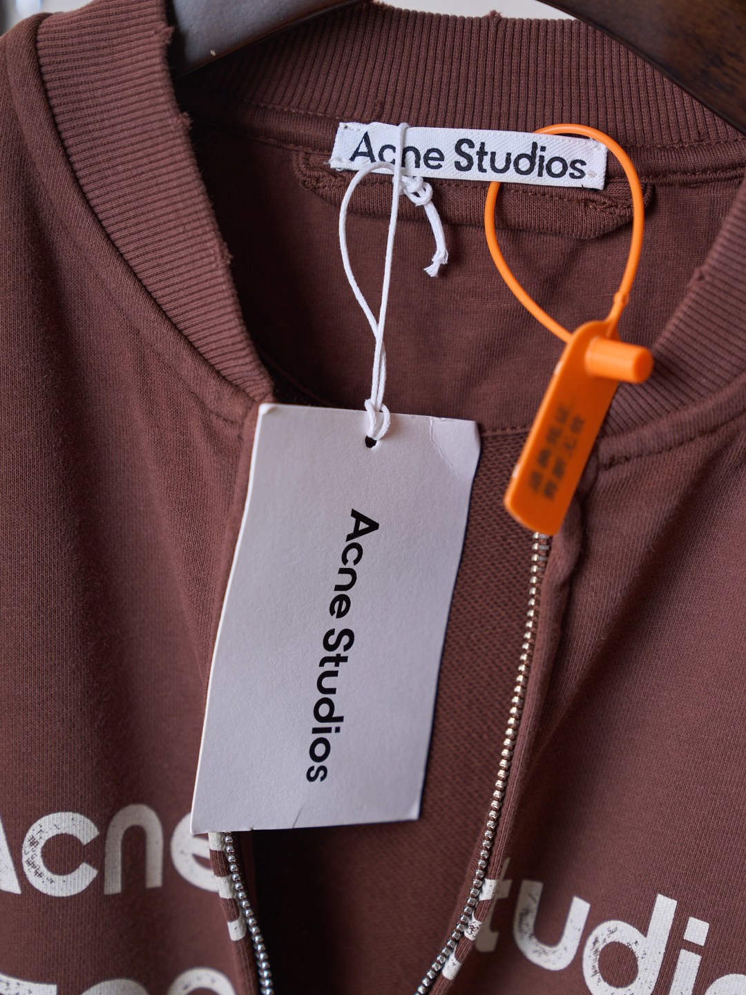 아크네(Acne studios) 빈티지 로고 집업 재킷 상의 의류
