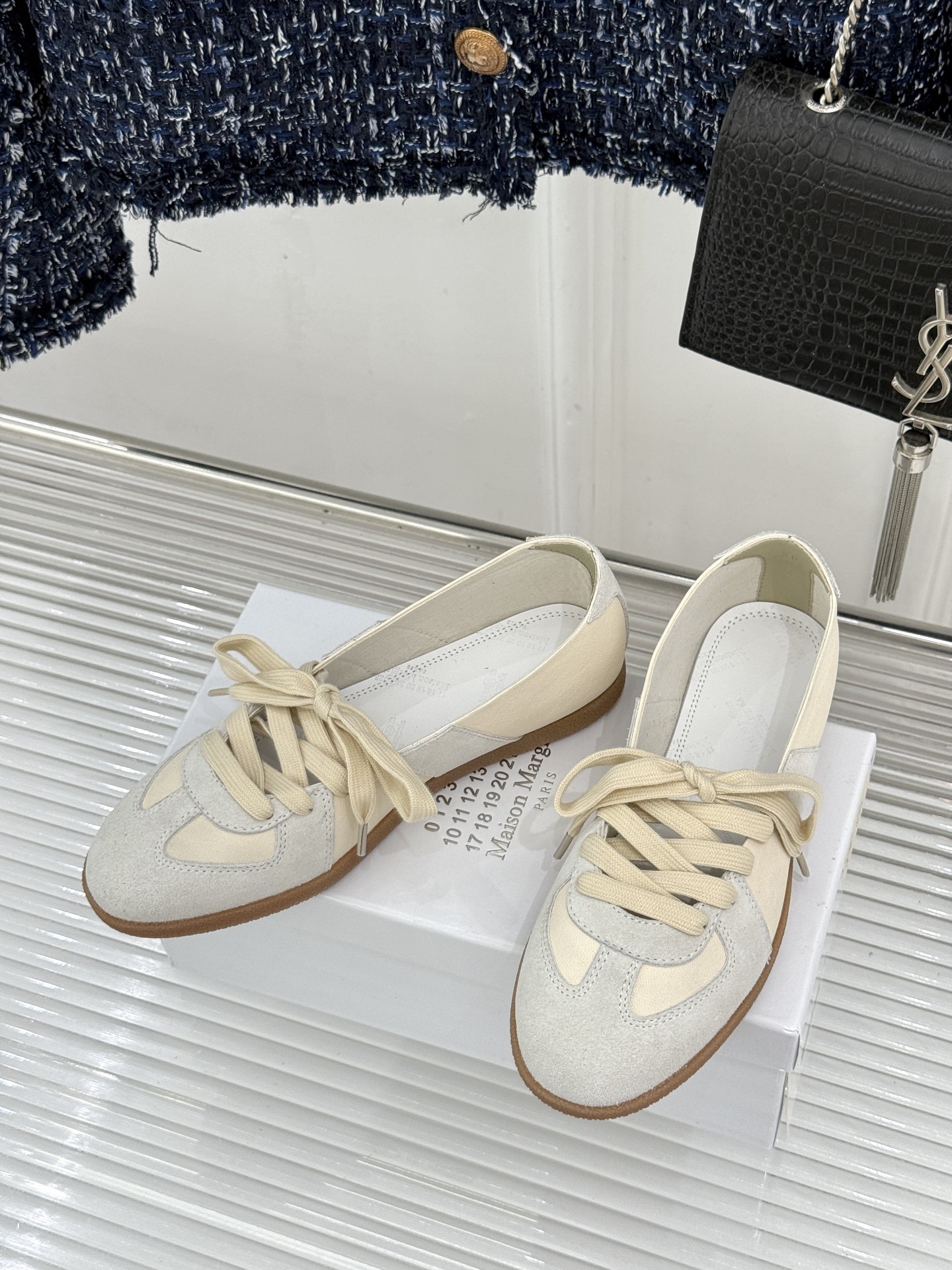 메종 마르지엘라(Maison Margiela) 스웨이드 배색 독일군 스니커즈 신발
