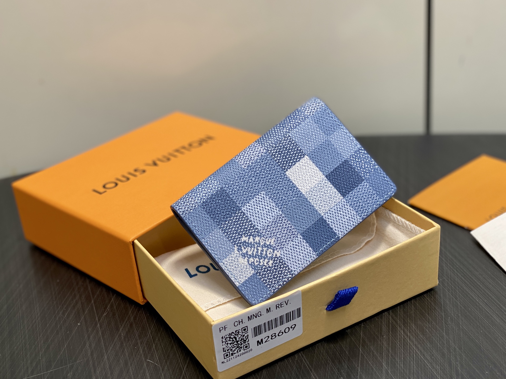 [Louis Vuitton] LV 루이비통 다모플라주 모자이크 포켓 오거나이저 (블루) 지갑