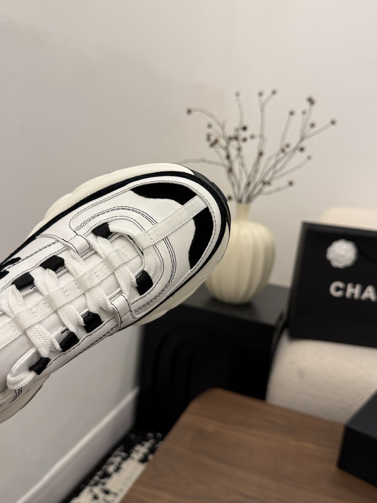 샤넬(CHANEL) 배색 캐주얼 스니커즈 신발
