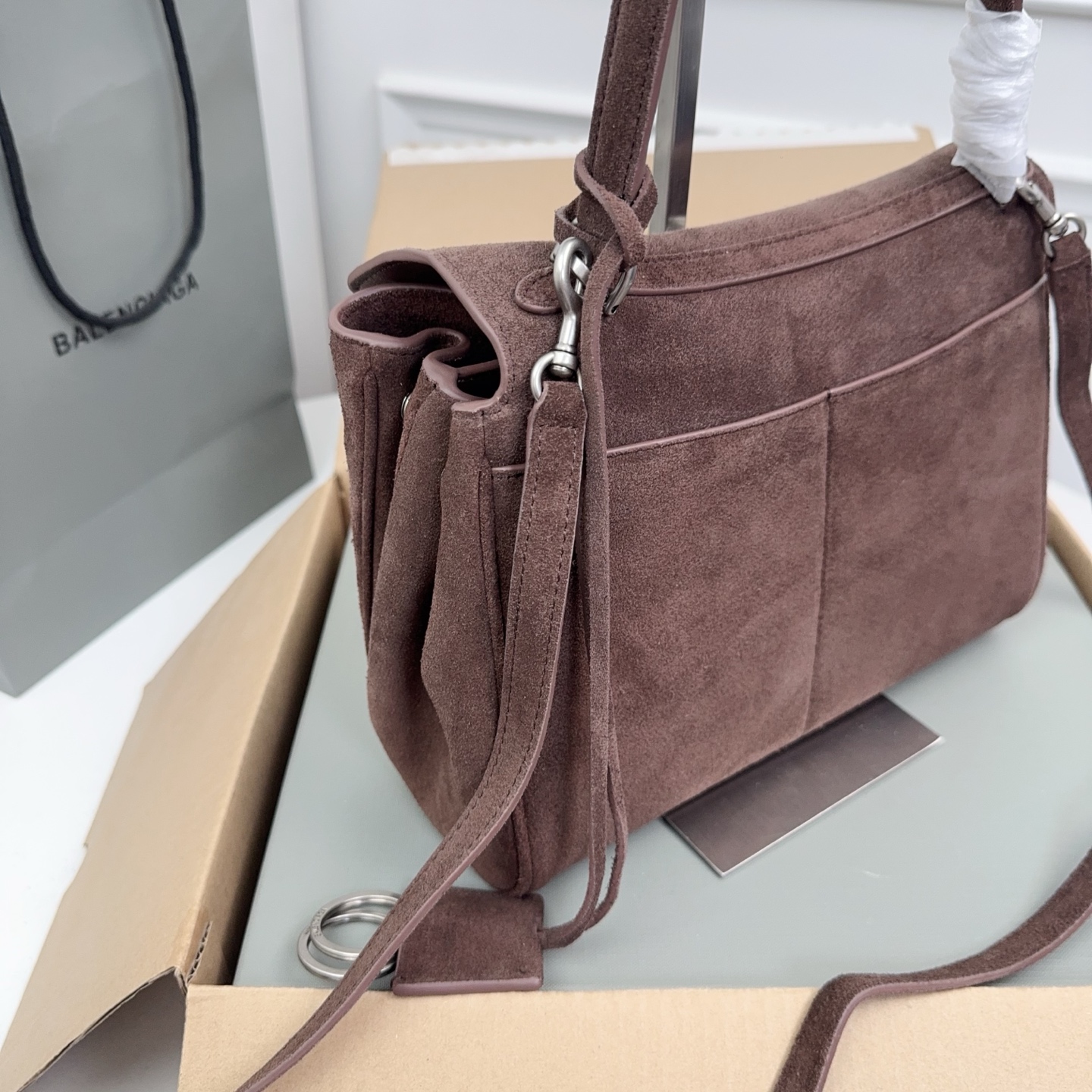 BALENCIAGA 발렌시아가 Rodeo 로데오 스몰 핸드백 (스웨이드 카프스킨 / 램스킨 라이닝) 가방