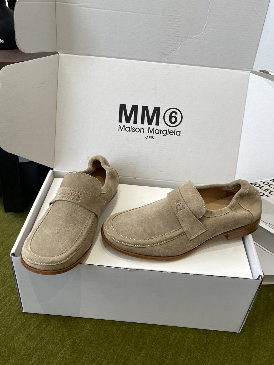 메종 마르지엘라(Maison Margiela) 애플 토 로고 2WAY 로퍼