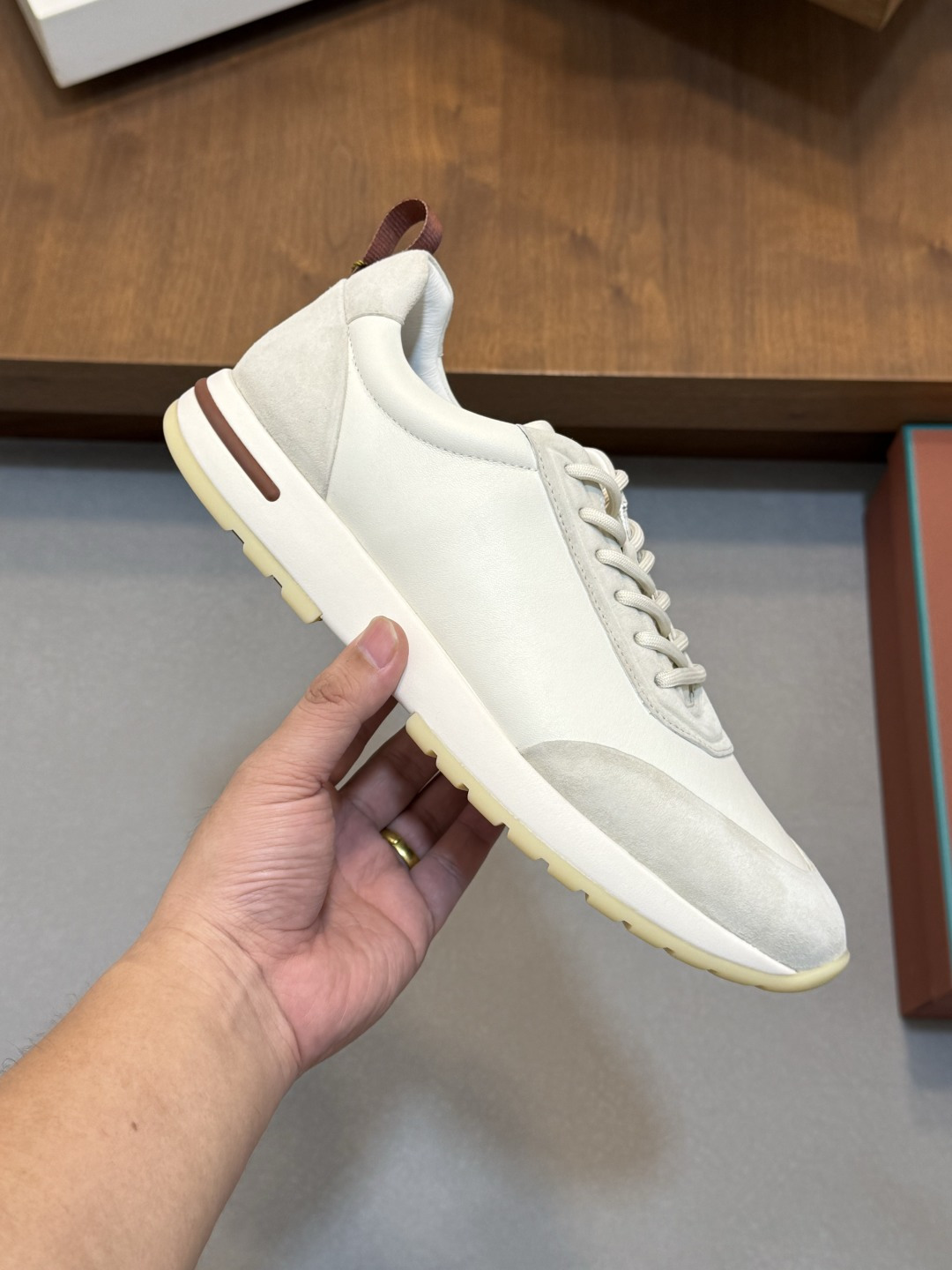 [Loro Piana] LP 로로 피아나 워크 앤 워크 / 시티 워크 스니커즈 신발