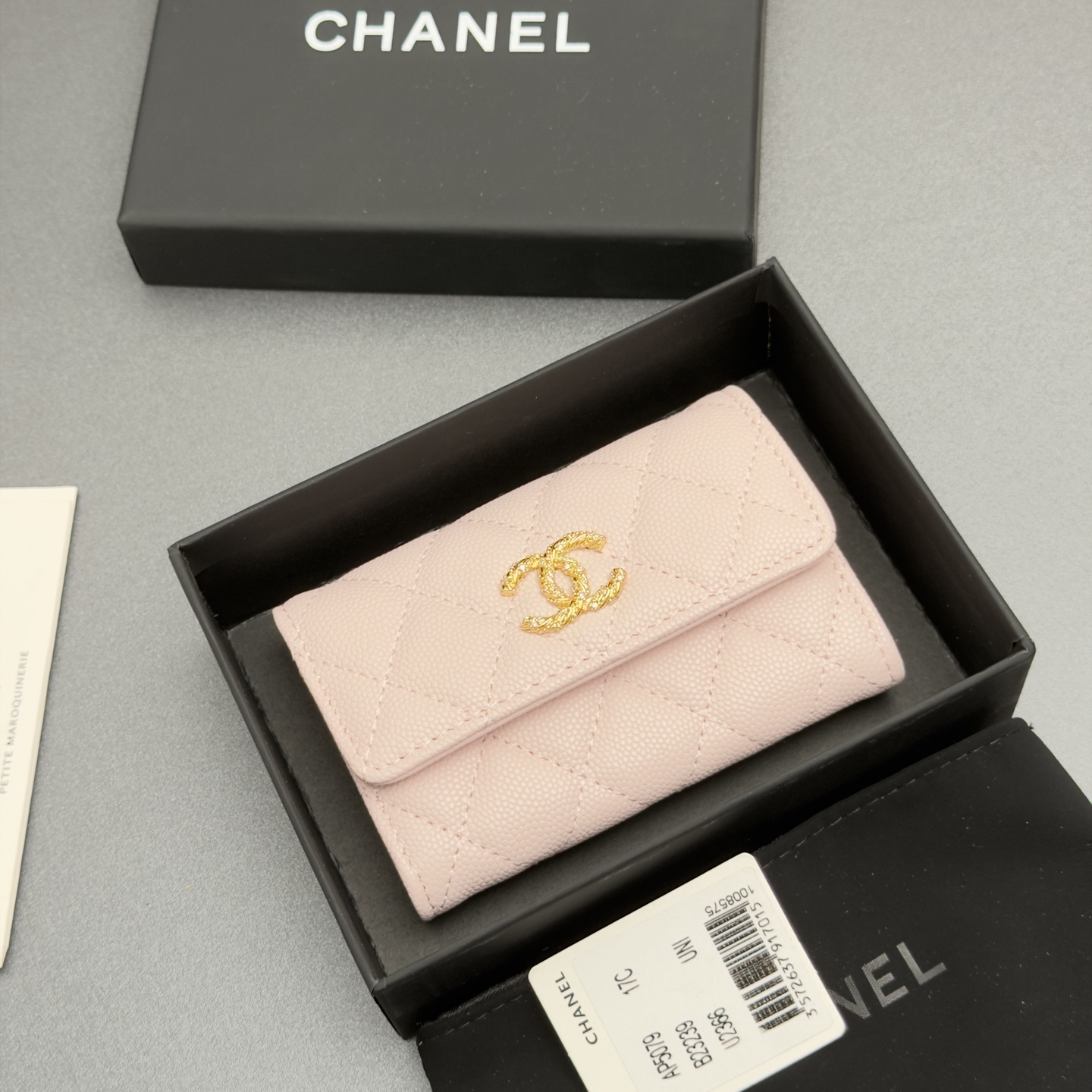 [Chanel] 샤넬 26SS 캐비어 멀티 젬스톤 카드 홀더 지갑