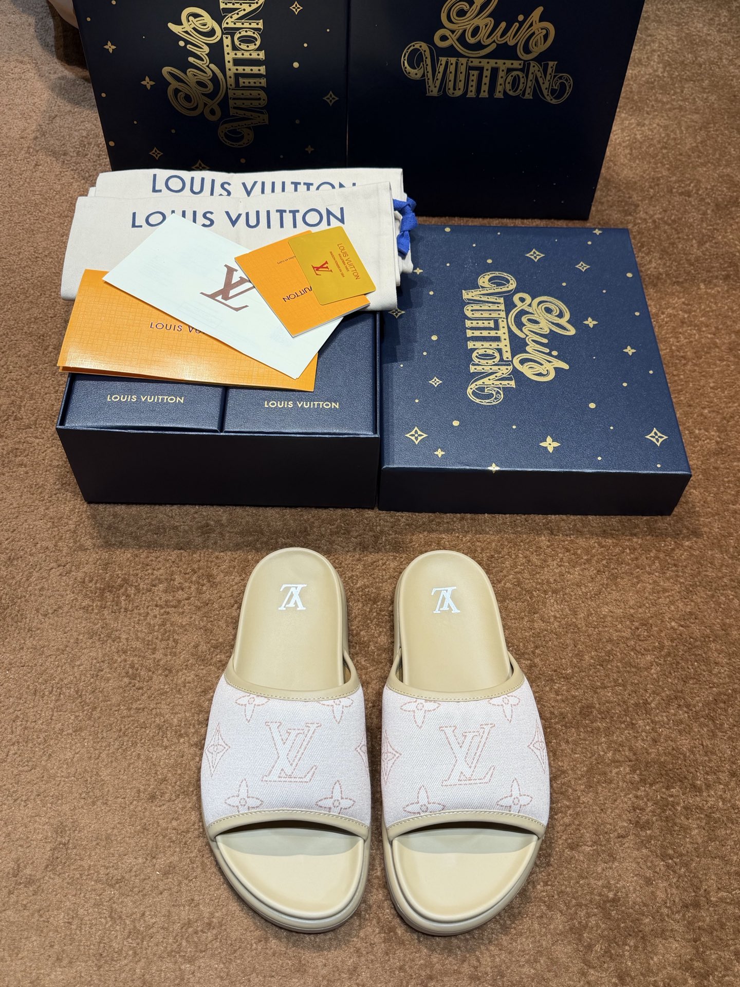 [Louis Vuitton] LV 루이비통 Waterfront 워터프론트 모노그램 모던 슬리퍼 신발