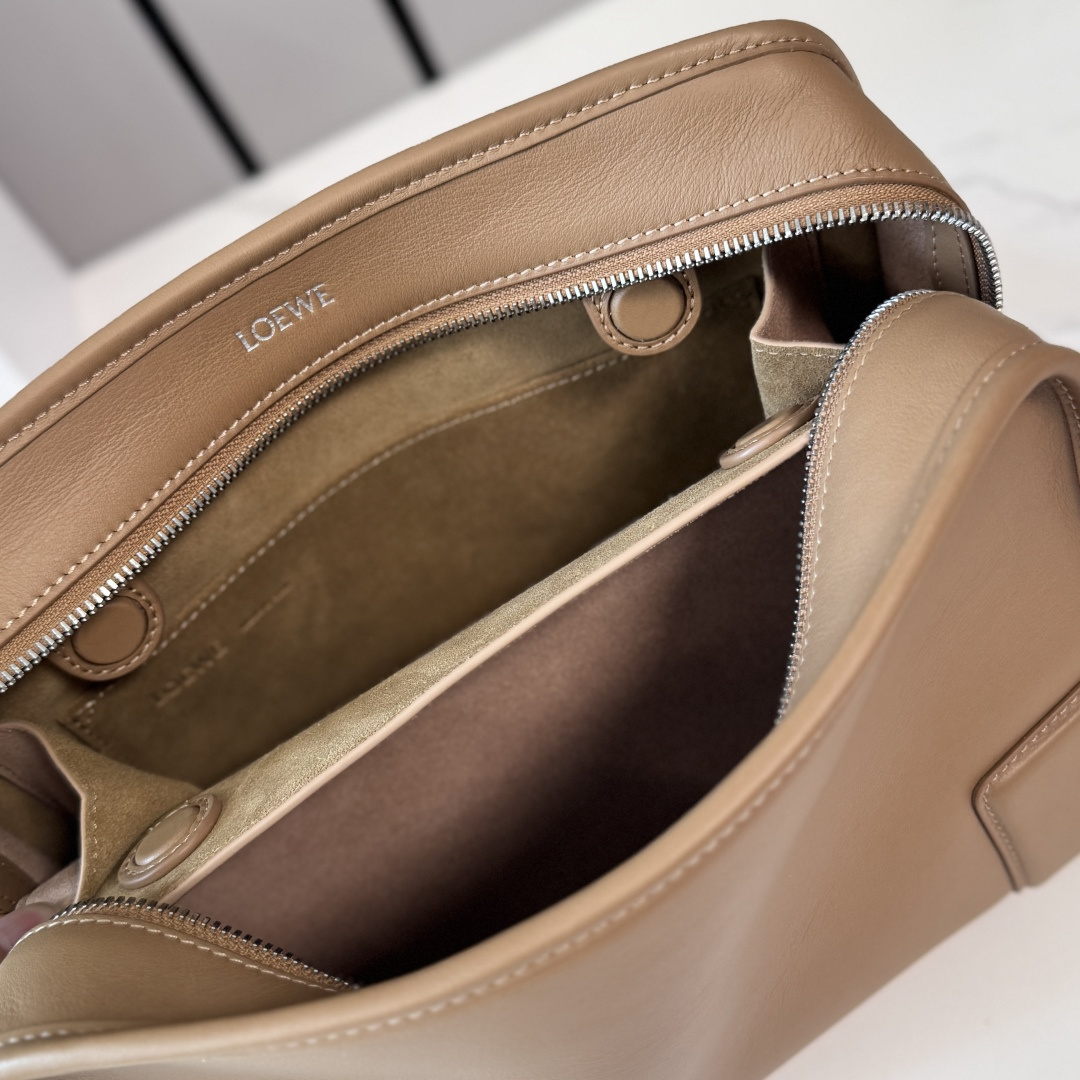 Loewe 로에베 아마조나(Amazona) 180 미디엄 소프트 레더 백 가방