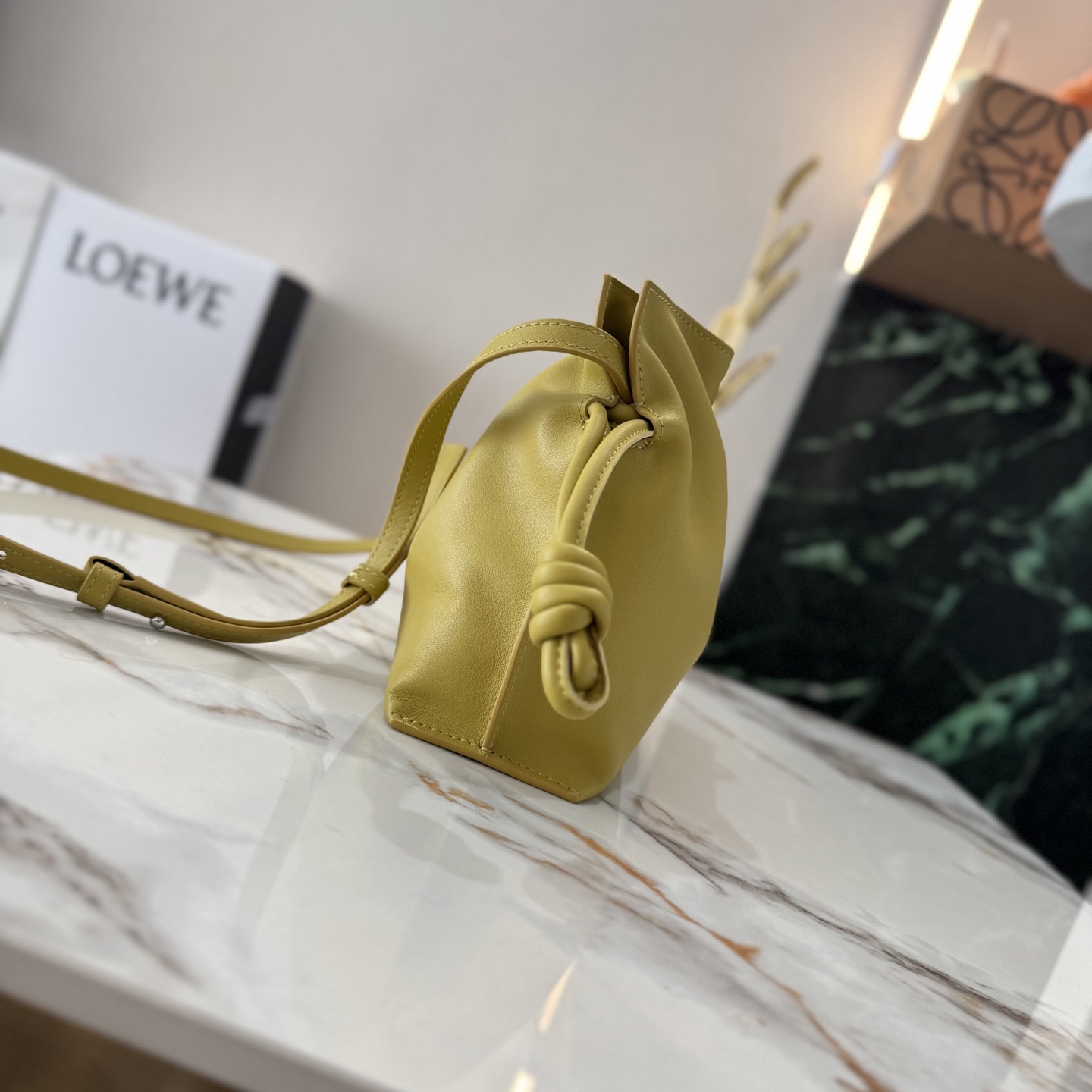 LOEWE 로에베 Flamenco 플라멩코 퍼스 나파 카프스킨 파우치 숄더백 가방
