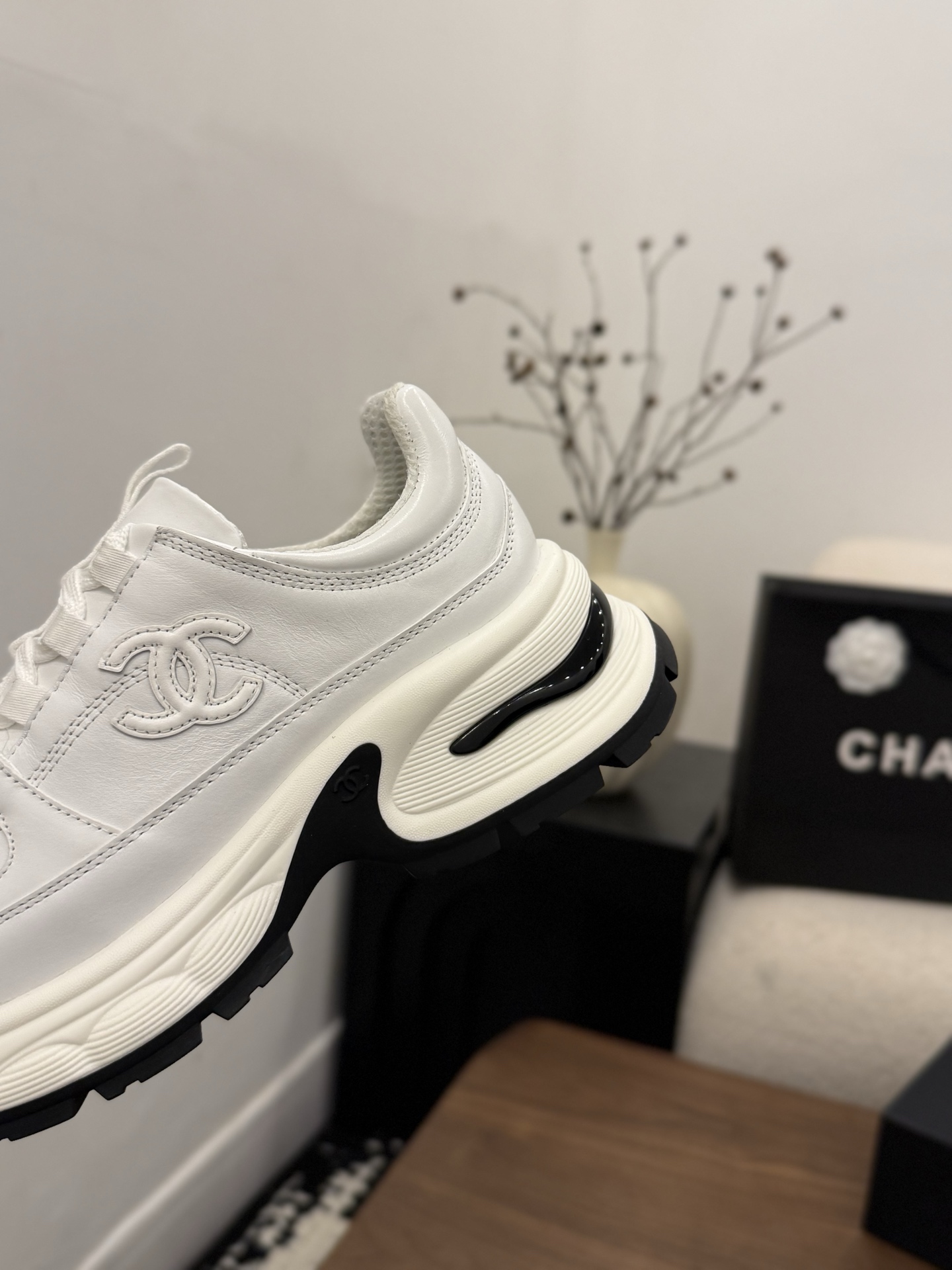 샤넬(CHANEL) 배색 캐주얼 스니커즈 신발