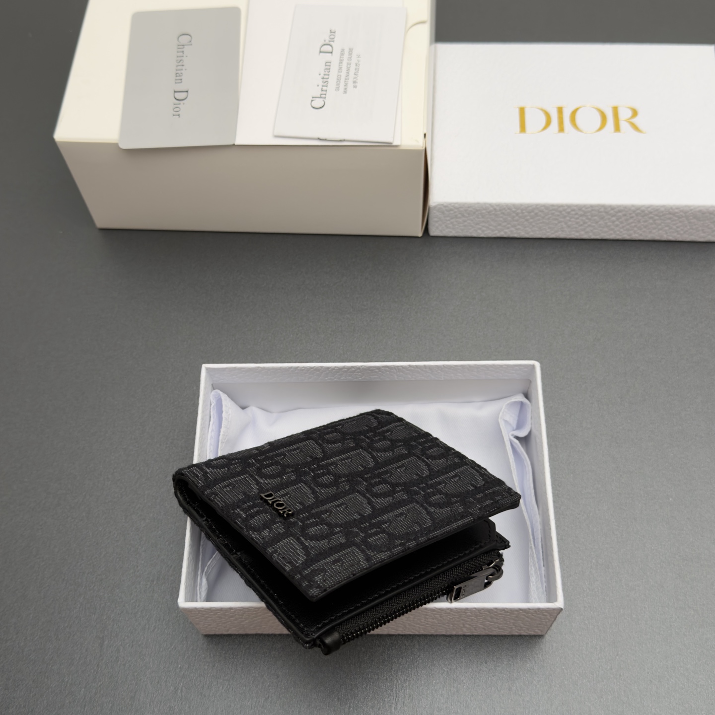 Dior 디올 맨즈 버티컬 바이폴드 지갑