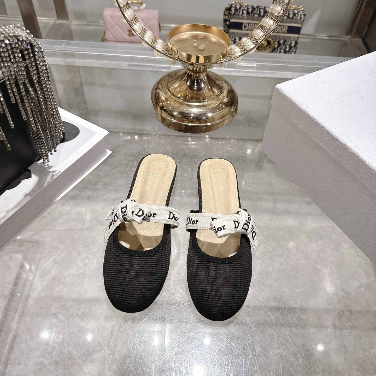 디올(DIOR) 리본 스트랩 메리제인 슬리퍼 신발