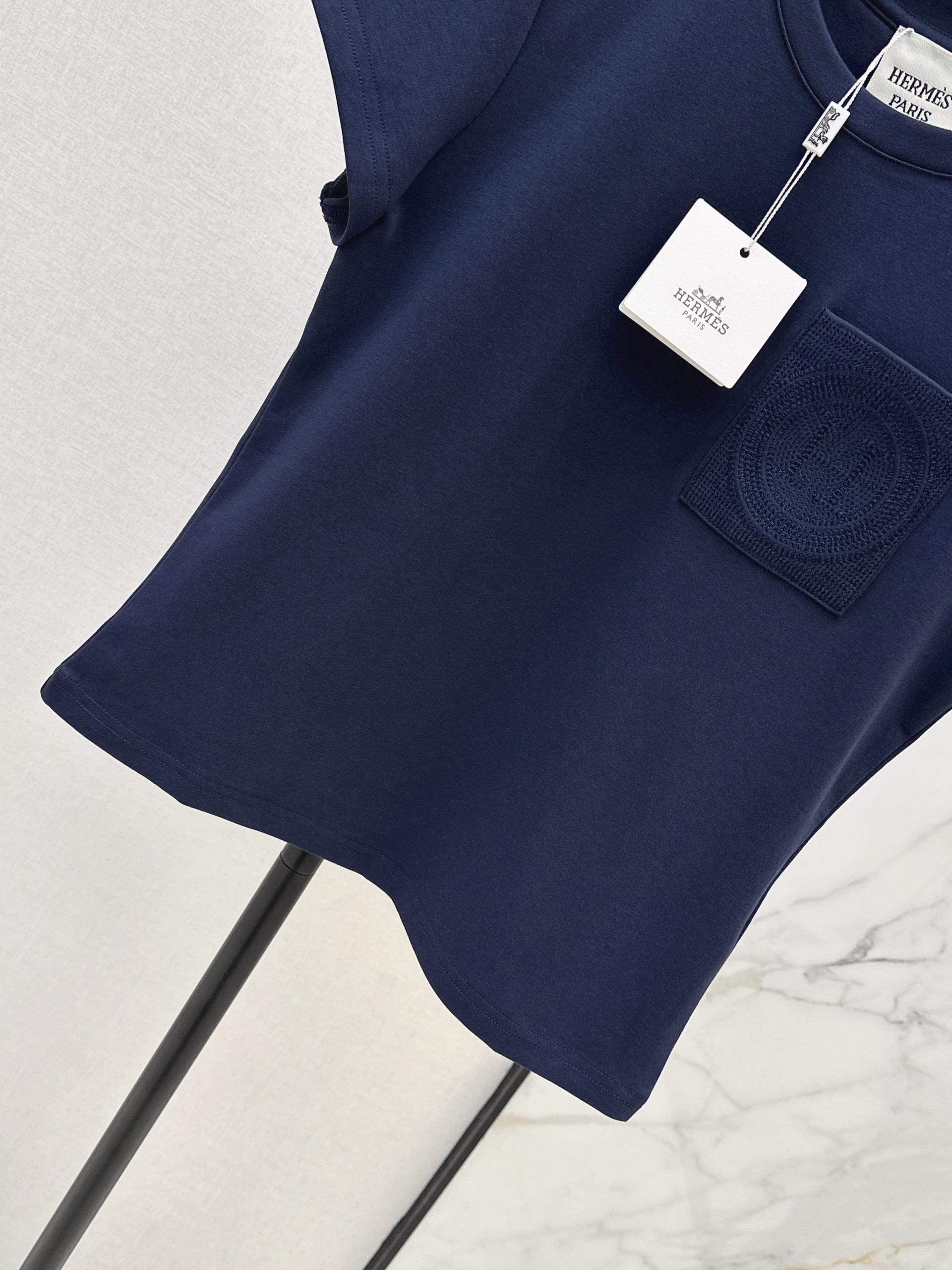 [Hermes] 에르메스 26SS 크롭 슬림핏 반팔 티셔츠 의류