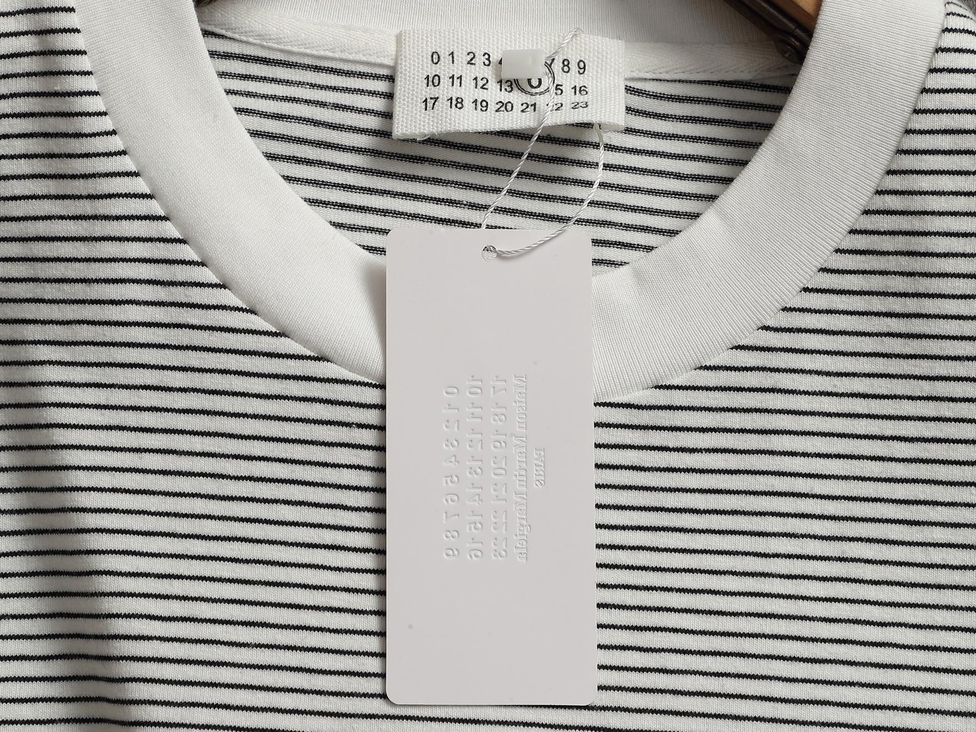 메종 마르지엘라(Maison Margiela) 슬림핏 코튼 반팔 티셔츠 상의 의류