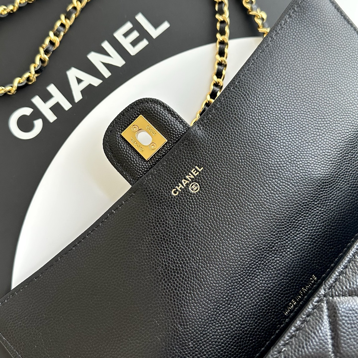 CHANEL 샤넬 26A 시리즈 탑핸들 체인 플랩 백 가방