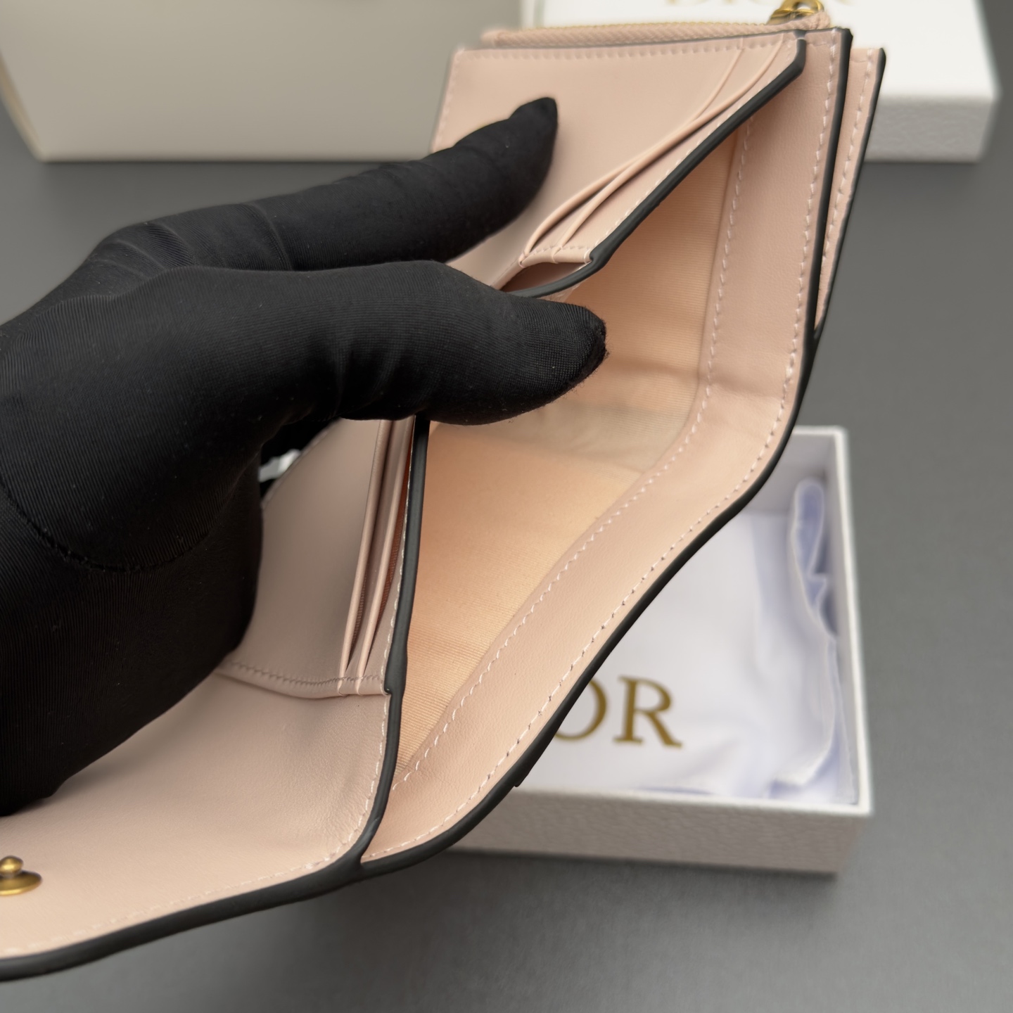 [Dior] 디올 Lotus 로터스 새들 고스트 그레인드 미니 지갑
