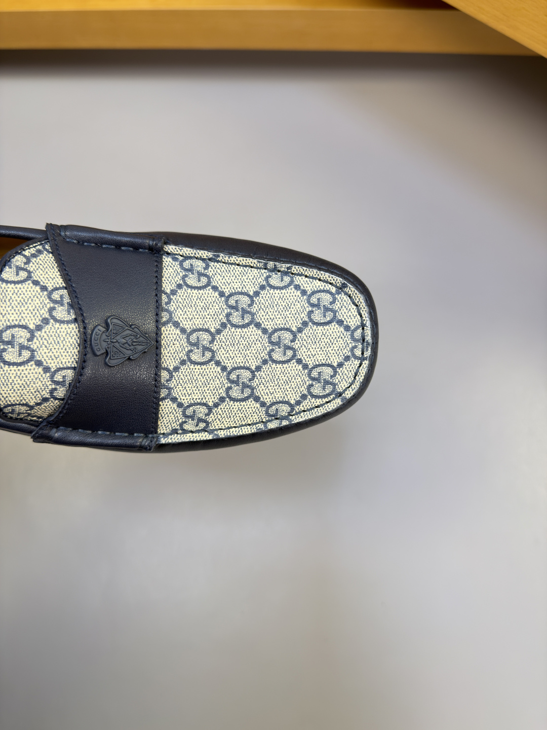 [Gucci] 구찌 프리미엄 나파 & 시그니처 PVC 콤비 드라이빙 로퍼 신발