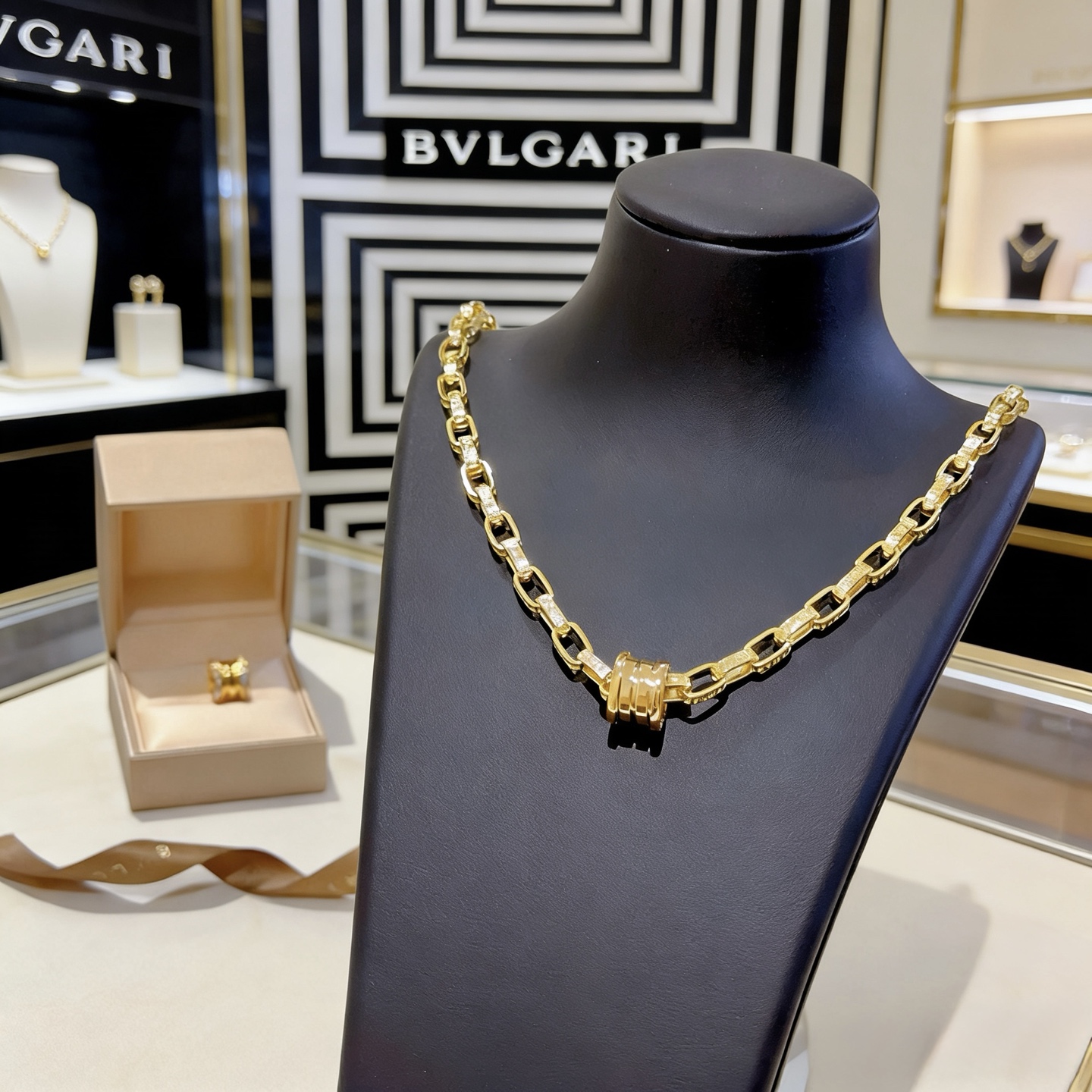 불가리(BVLGARI) 디바스 드림 펜던트 목걸이 악세사리