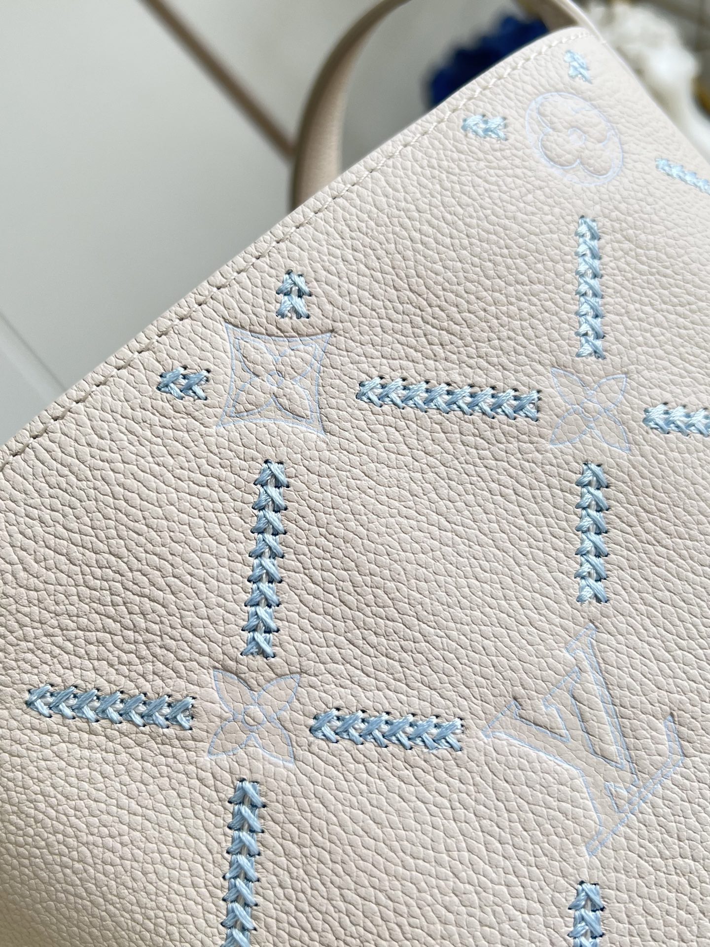 [Louis Vuitton] LV 루이비통 올 인(All In) BB 앙프레인트 버킷백 가방