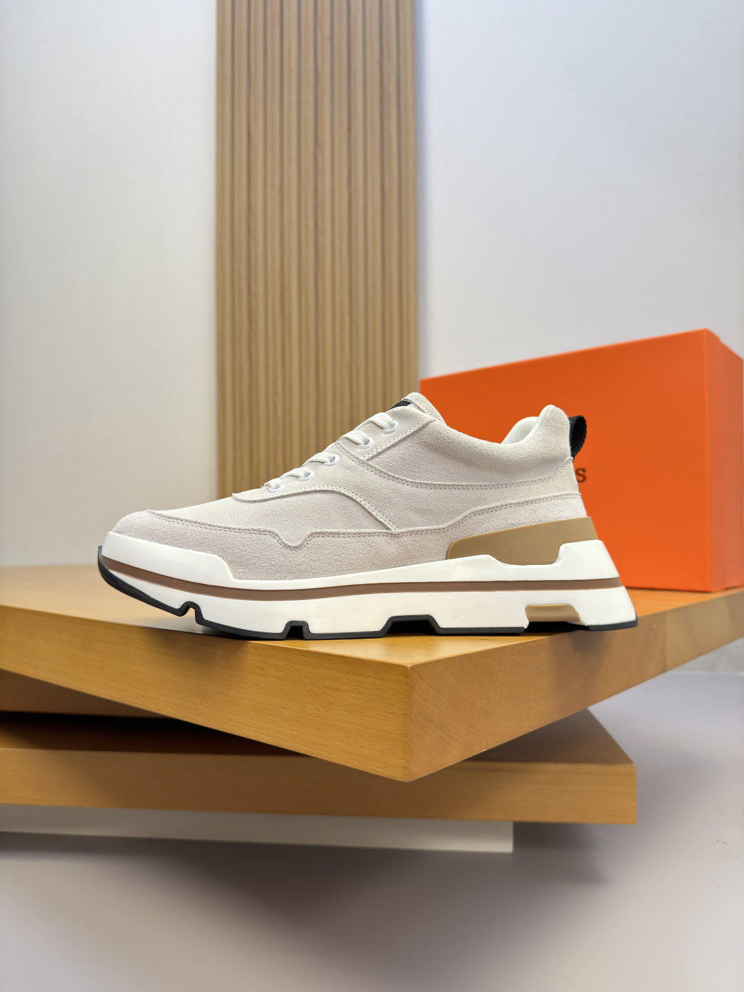 [Hermes] 에르메스 프리미엄 스웨이드 레더 콤비 스니커즈 신발