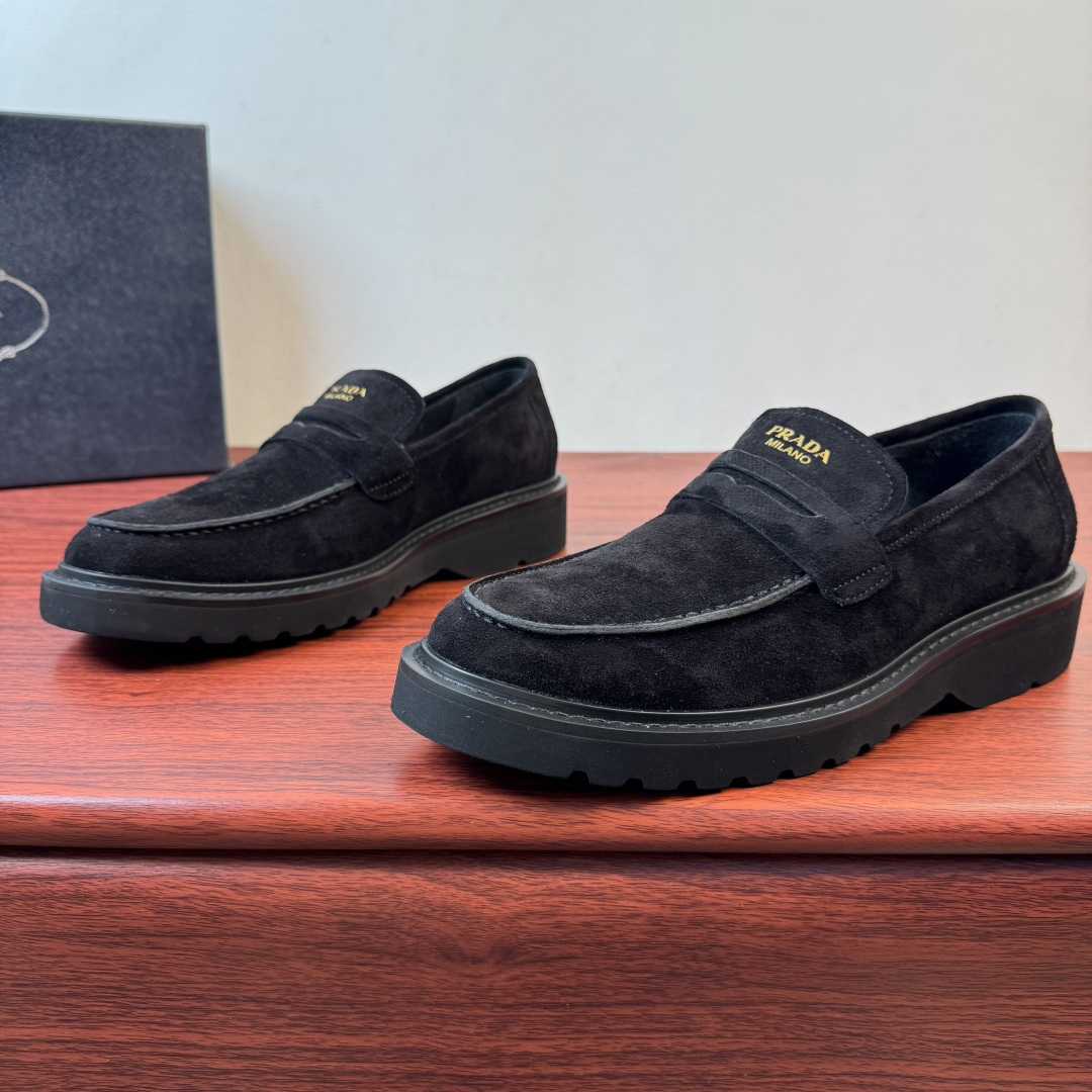 PRADA 프라다 클래식 로고 로퍼 구두 신발