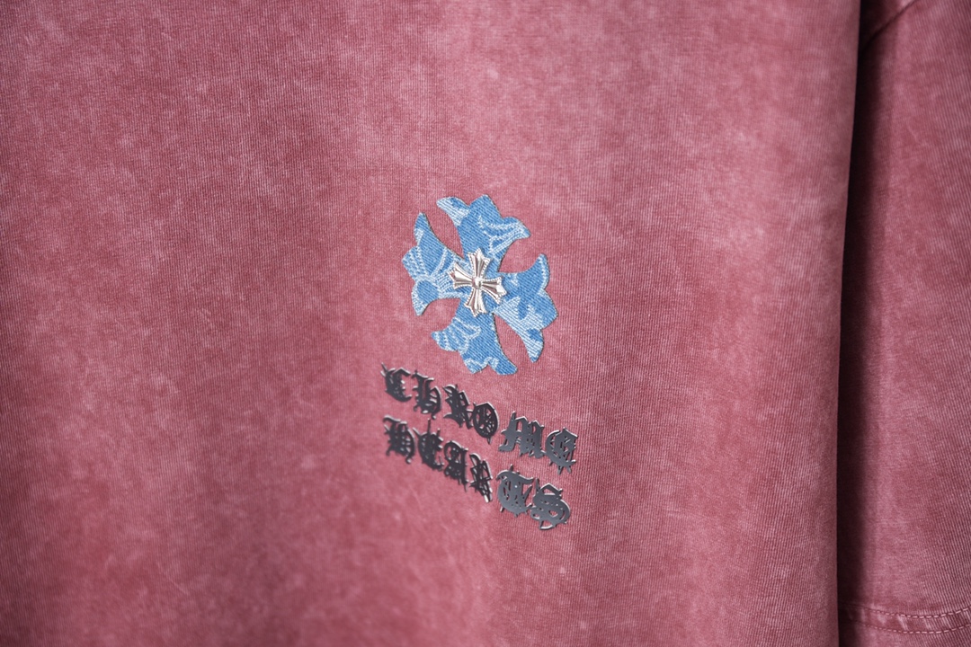 크롬하츠(Chrome Hearts) 크로스 핫픽스 반팔 티셔츠 상의 의류