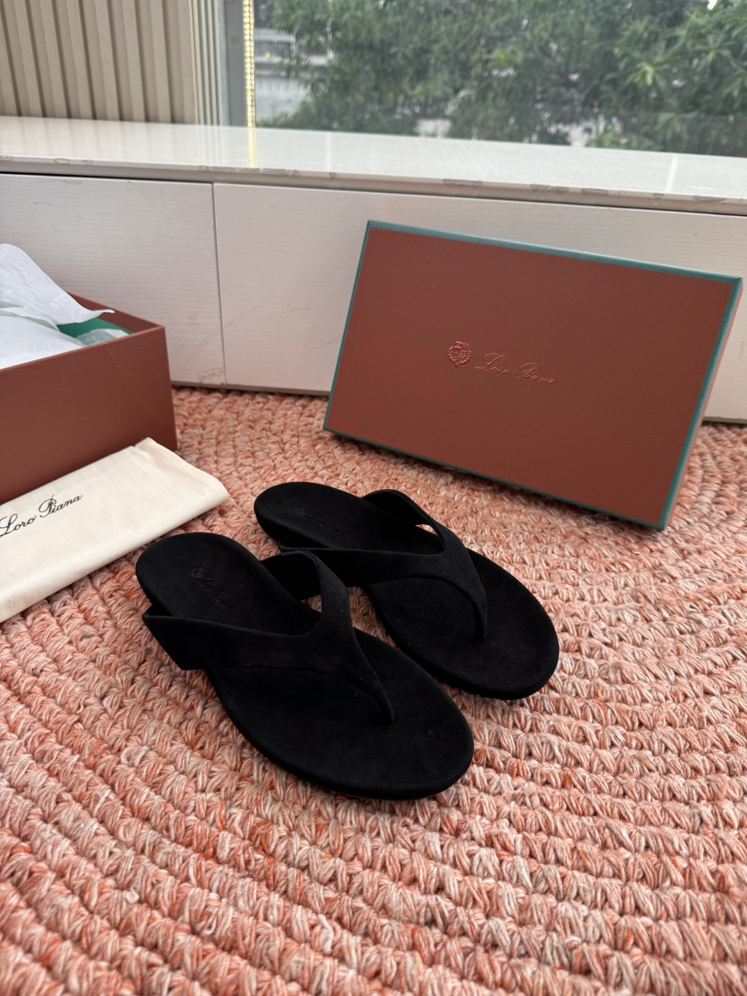 로로피아나(LORO PIANA) 잉글리시 플립플랍 쪼리 신발