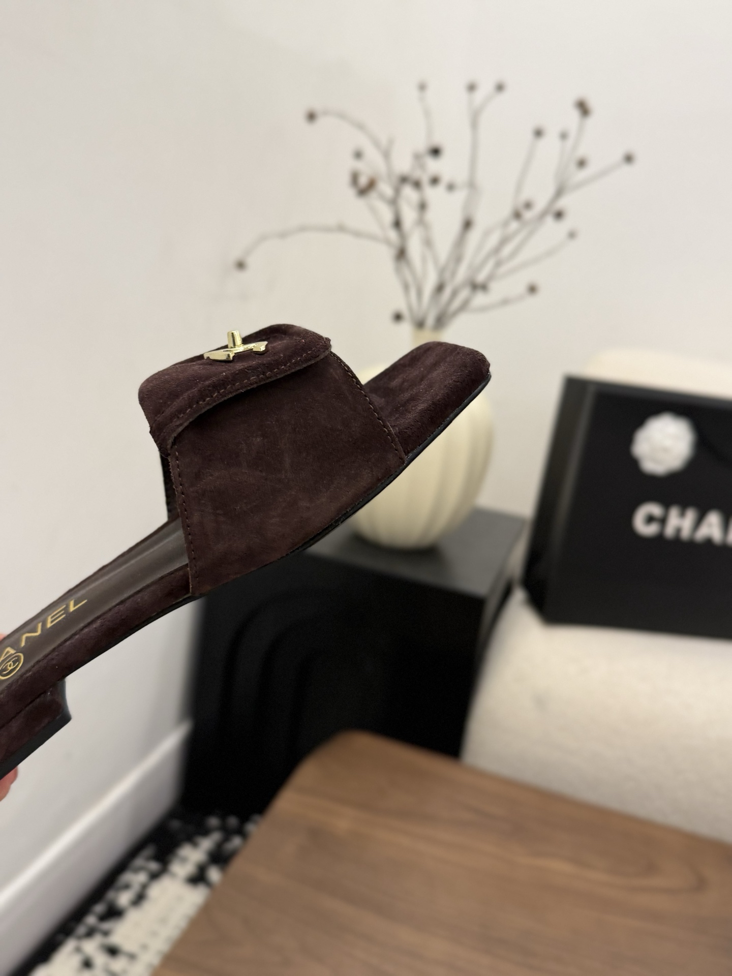 샤넬(CHANEL) 버클 스퀘어토 플랫 슬리퍼 신발