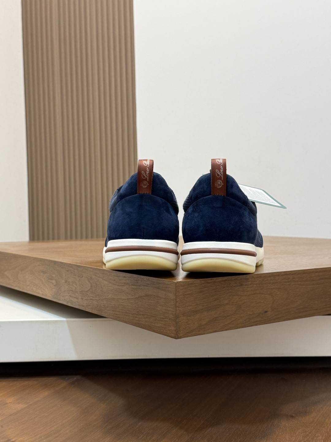 [Loro Piana] LP 로로 피아나 워크 앤 워크 / 시티 워크 스니커즈 신발
