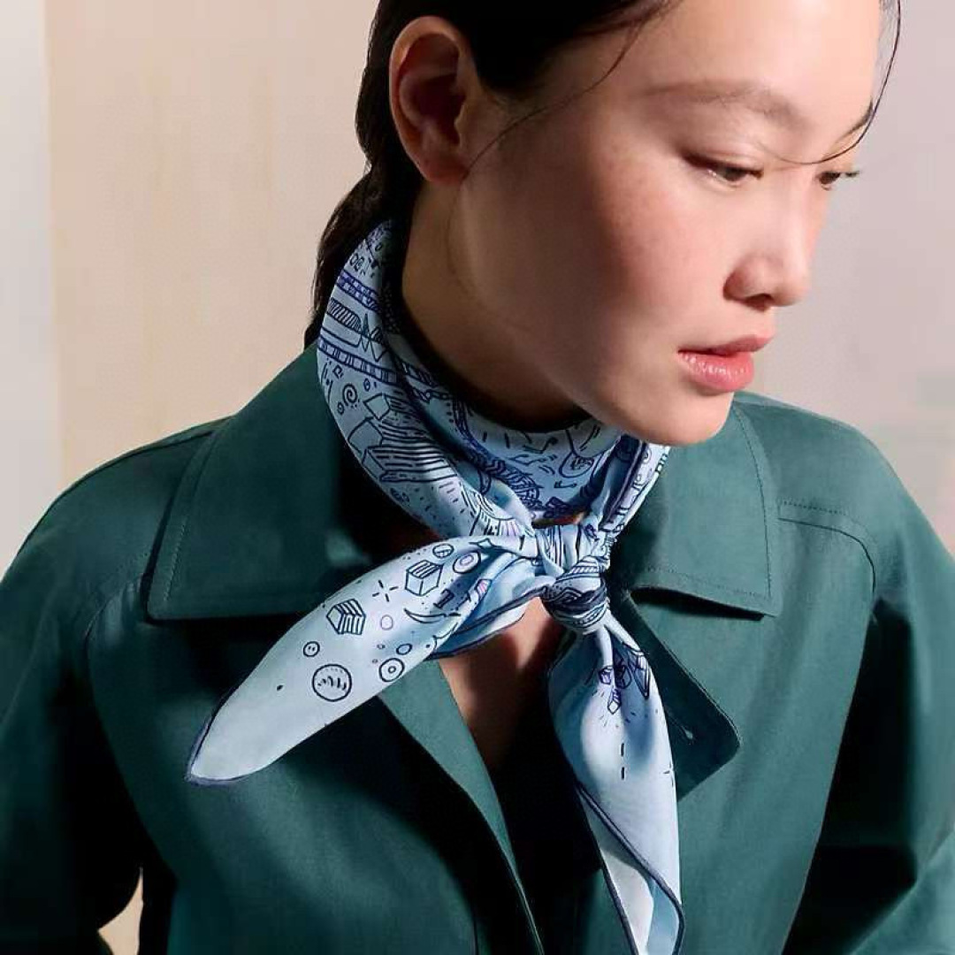 에르메스(HERMES) 온 더 라인 실크 목도리 스카프