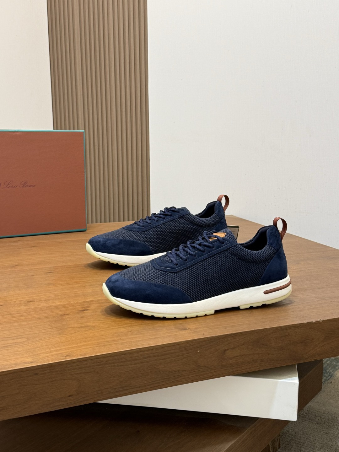 [Loro Piana] LP 로로 피아나 워크 앤 워크 / 시티 워크 스니커즈 신발