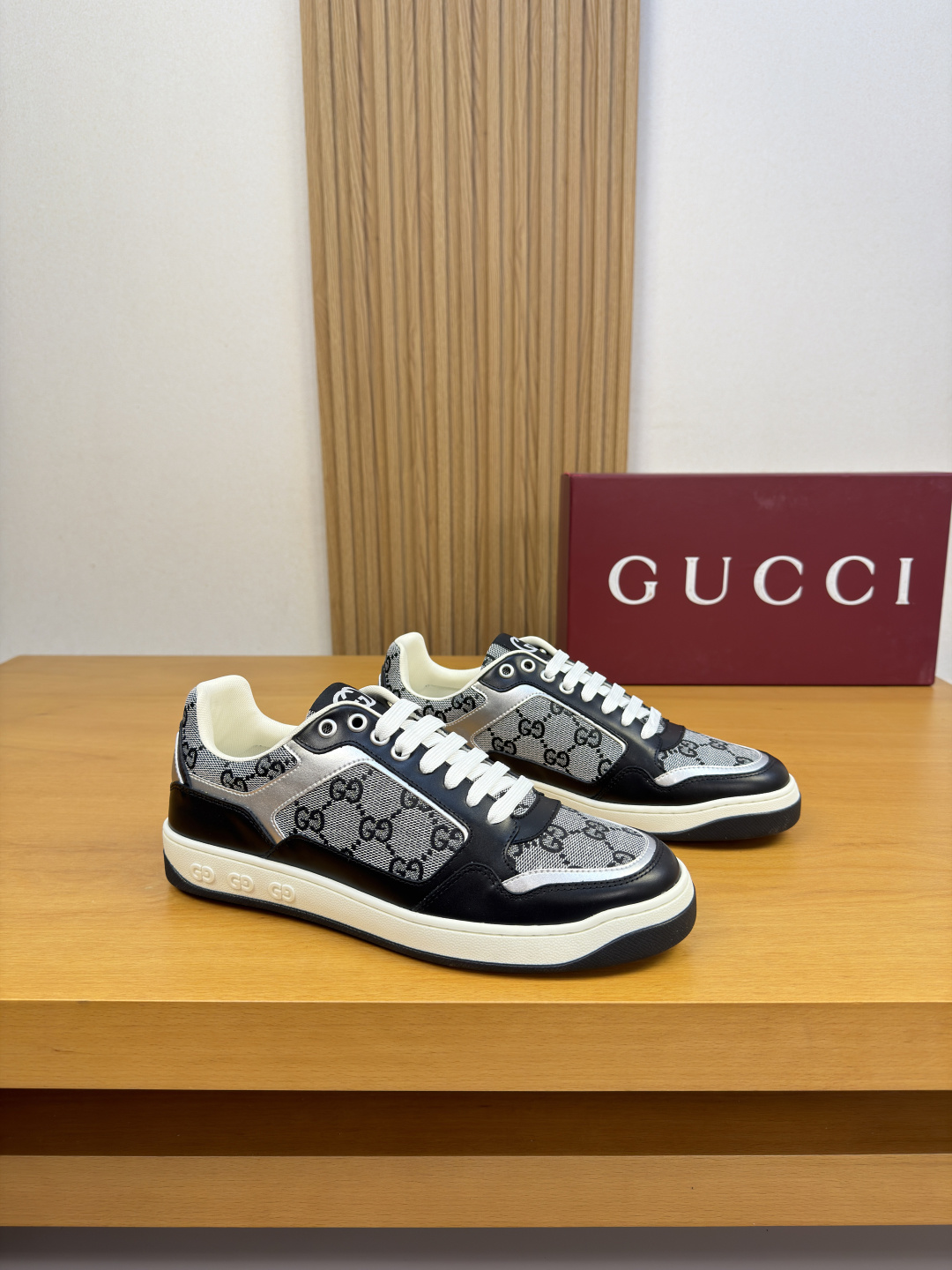 [Gucci] 구찌 프리미엄 캐주얼 스니커즈 신발