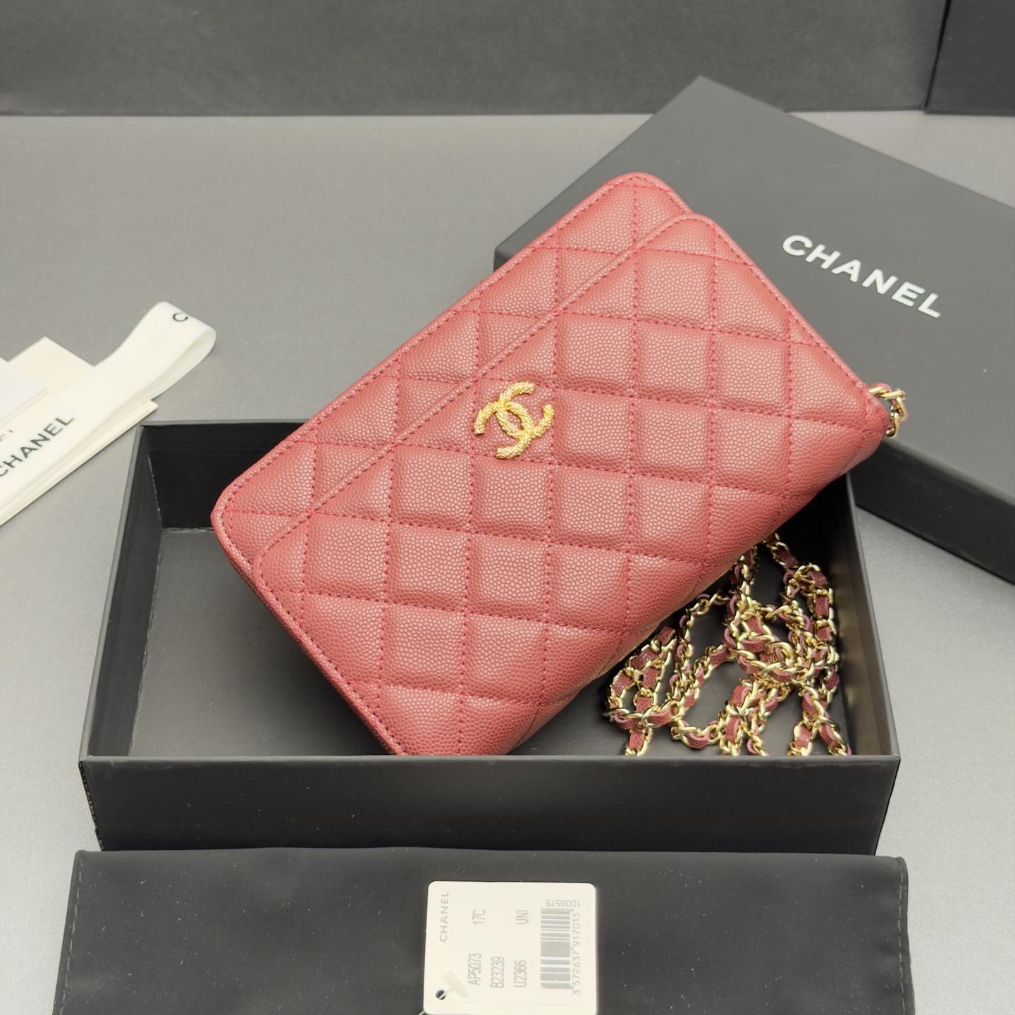 [Chanel] 샤넬 26SS 캐비어 멀티 젬스톤 체인 아코디언 플랩백 (WOC) 가방