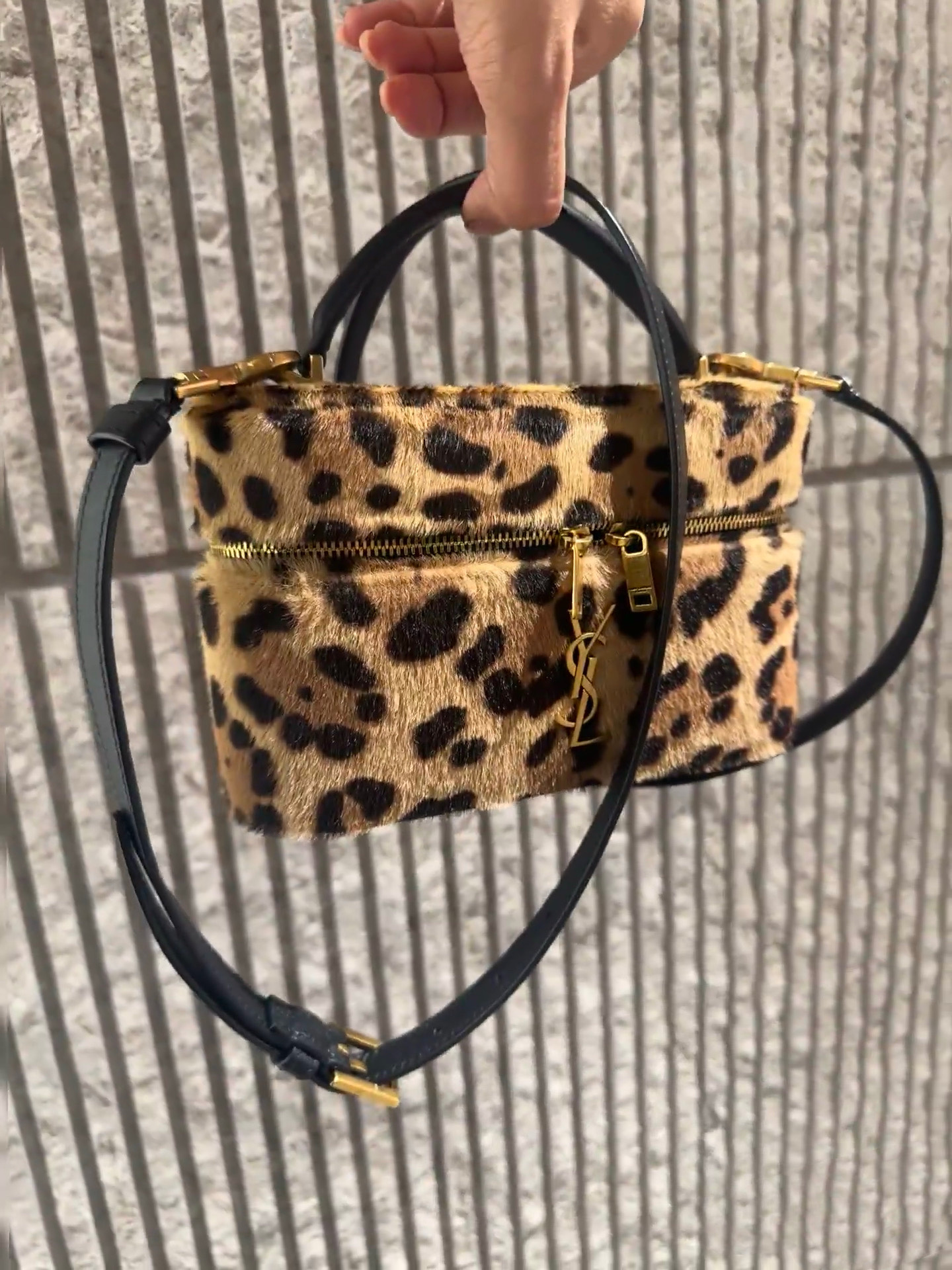 YSL 생로랑 가비(Gaby) 레오파드 화장품 케이스 파우치 백 가방