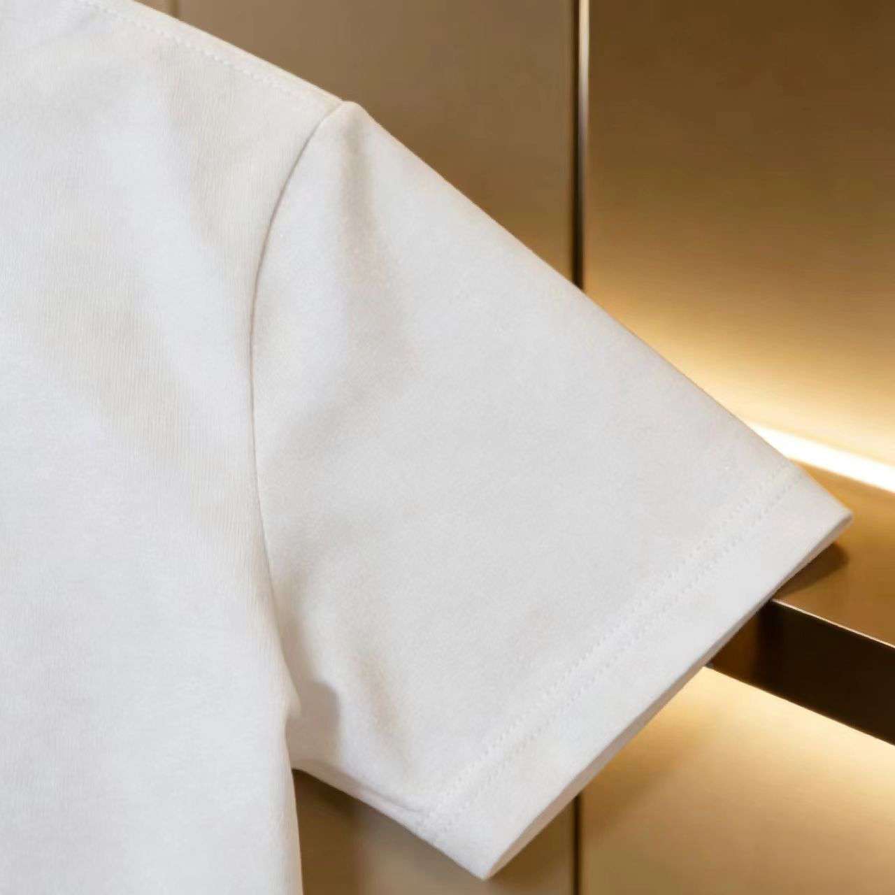 로에베(LOEWE) 러브 체리 하트 프린트 반팔 티셔츠 상의 의류
