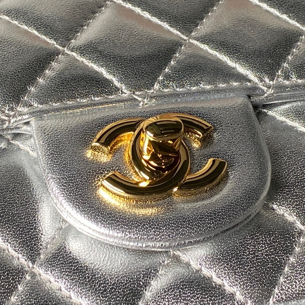 Chanel 26A Mini Classic Flap 샤넬 클래식 숄더백 가방
