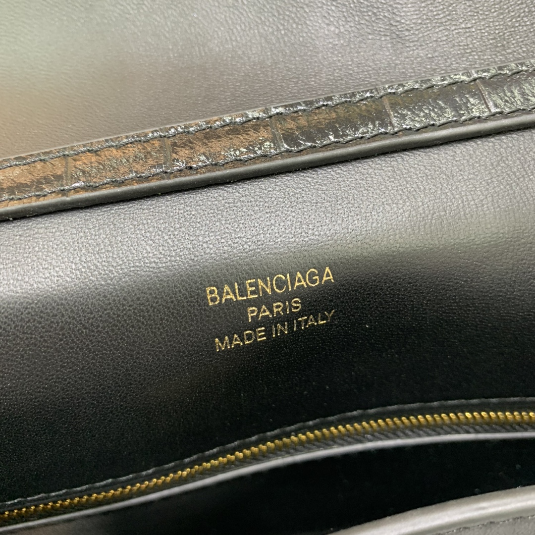 BALENCIAGA 발렌시아가 Rodeo 로데오 스몰 핸드백 (악어 패턴 블랙) 가방