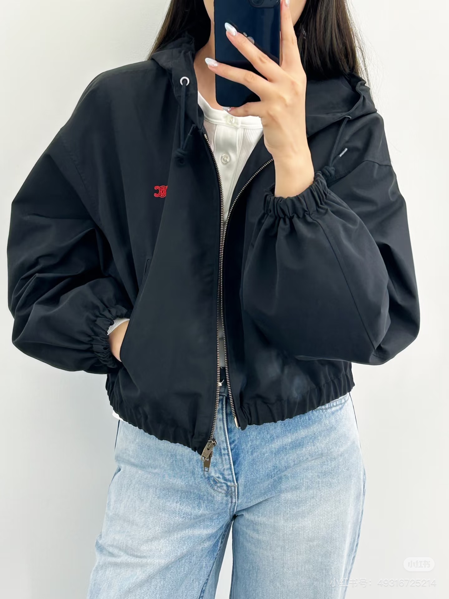 셀린느(CELINE) 후드 로고 패치 크롭 윈드브레이커 재킷 의류