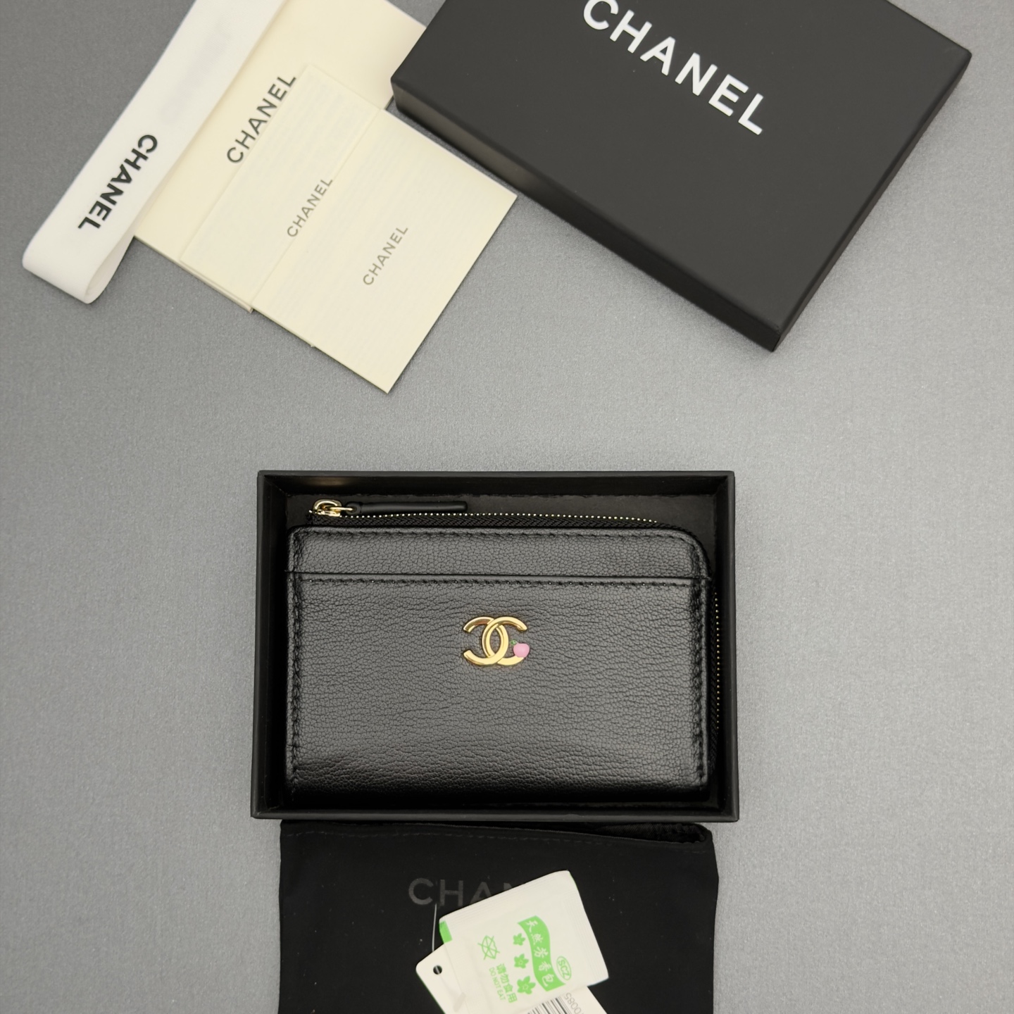 [Chanel] 샤넬 메탈 로고 지퍼 카드/코인 지갑